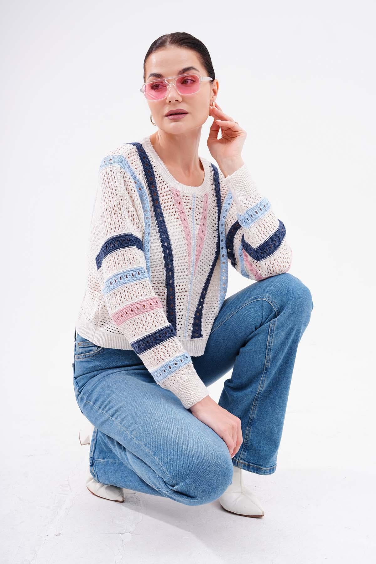 Kadın Renkli Örgü Detaylı Triko Örme Kazak