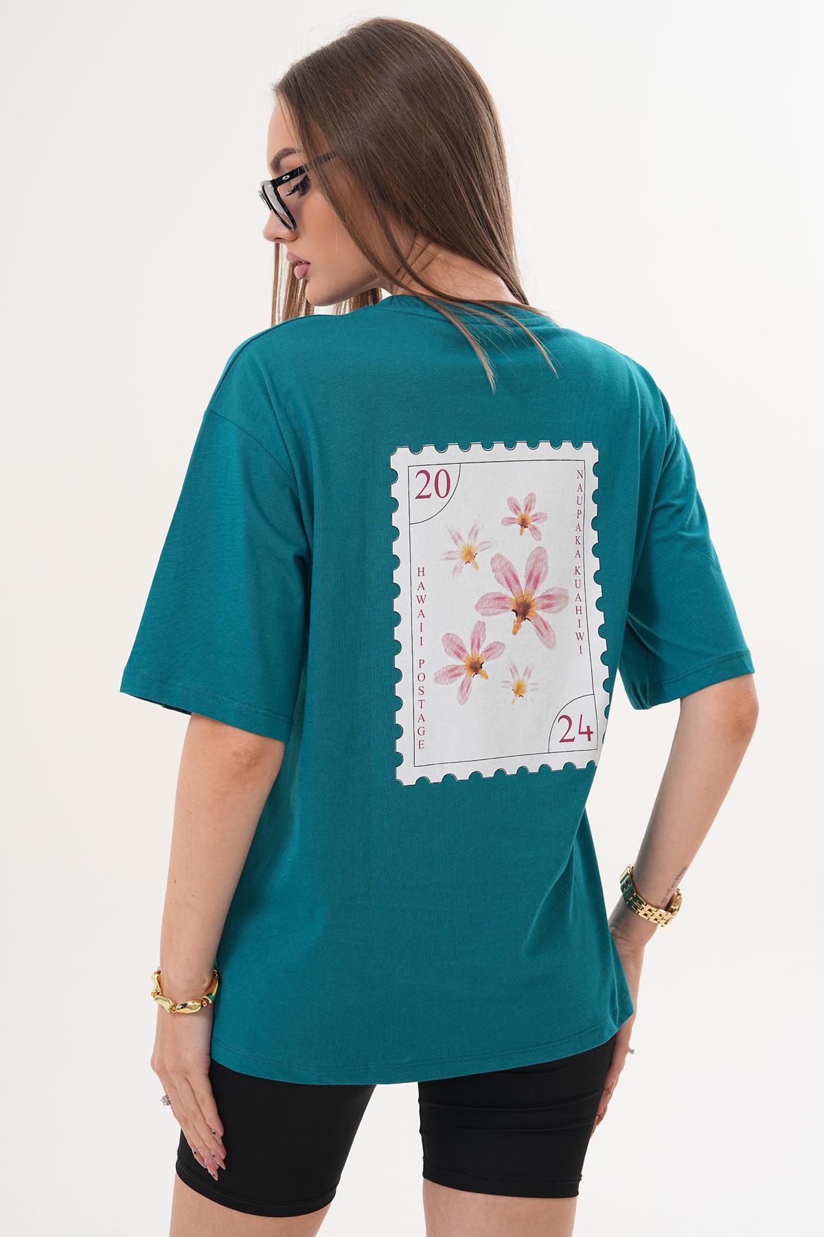 KAdın Sırt Baskı Detaylı Bisiklet Yaka Oversize Tişört 260153 -