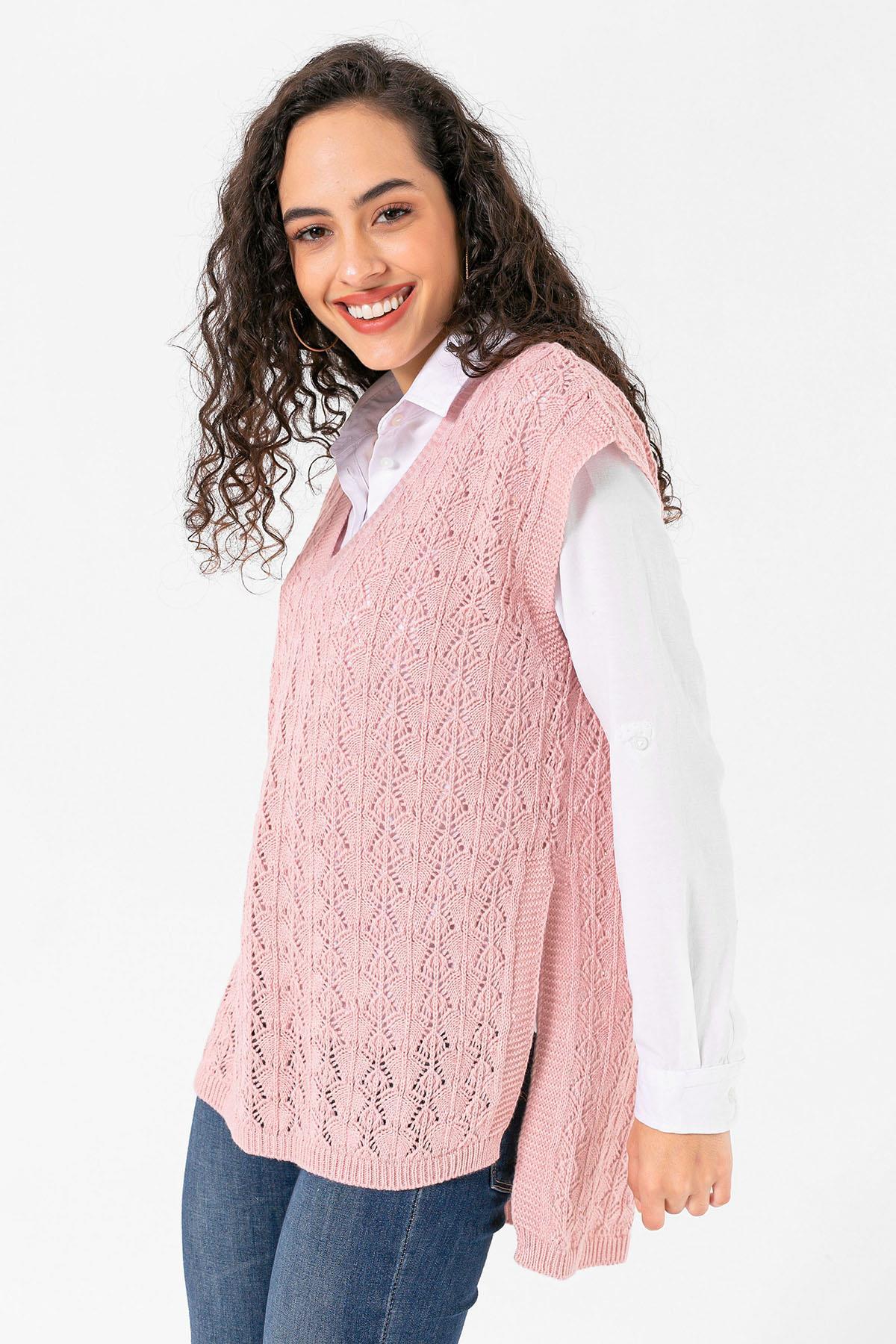 Kadın Yanı Yırtmaç Detaylı Örme Süveter