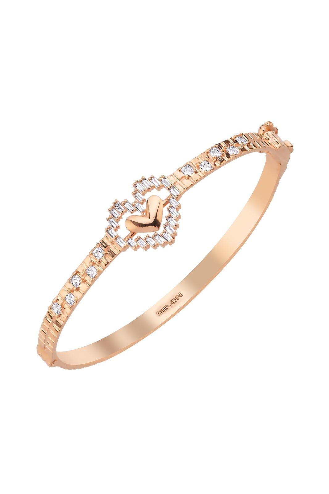 Baget Pırlantalı Kalpli Kelepçe