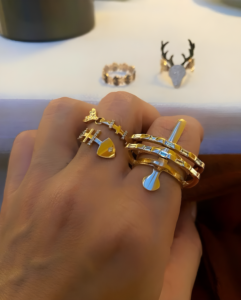 BAGUETTE DRAGONFLY DIAMOND RING