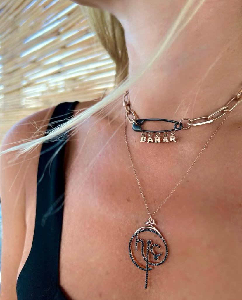 Çengel İsim Choker