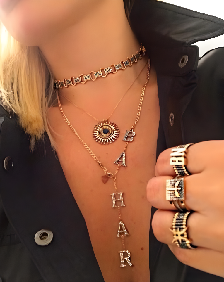 Konyak Pırlantalı İsimli Kolye