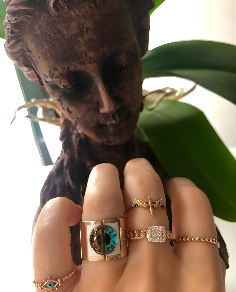 ENAMELED BLUE MINI EYE RING