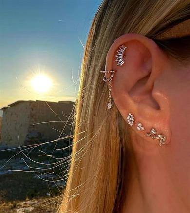 BAGUETTE EYELASH PIERCING