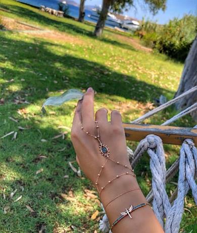 BLUE DIAMOND BASILISK WITH EYE