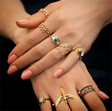 COGNAC DIAMOND EYE RING