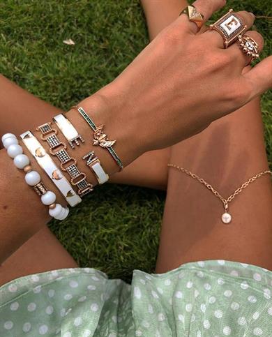 Konyak Pırlantalı Harf Kelepçe