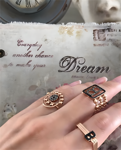 BLACK DIAMOND SQUARE LETTER RING