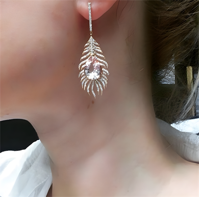 FUZZ EARRING