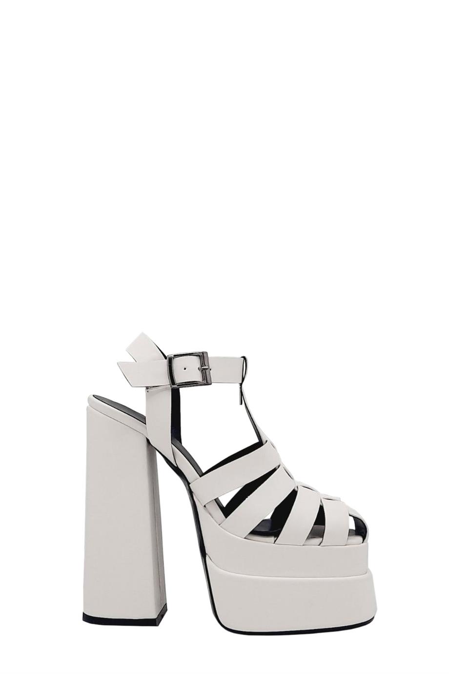 011 220651 Beyaz Deri