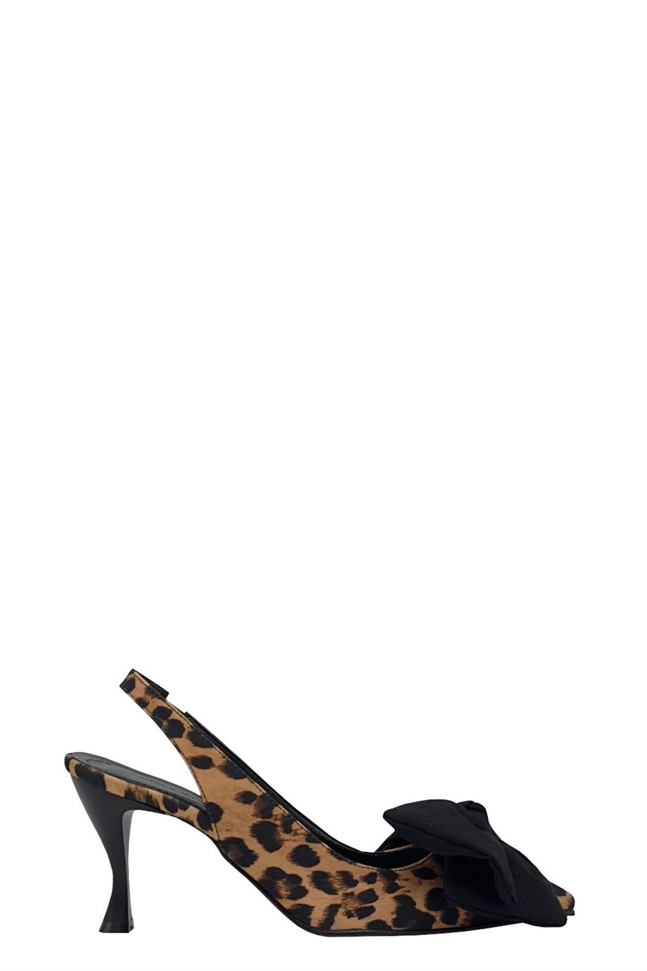 026 237035 Leopar