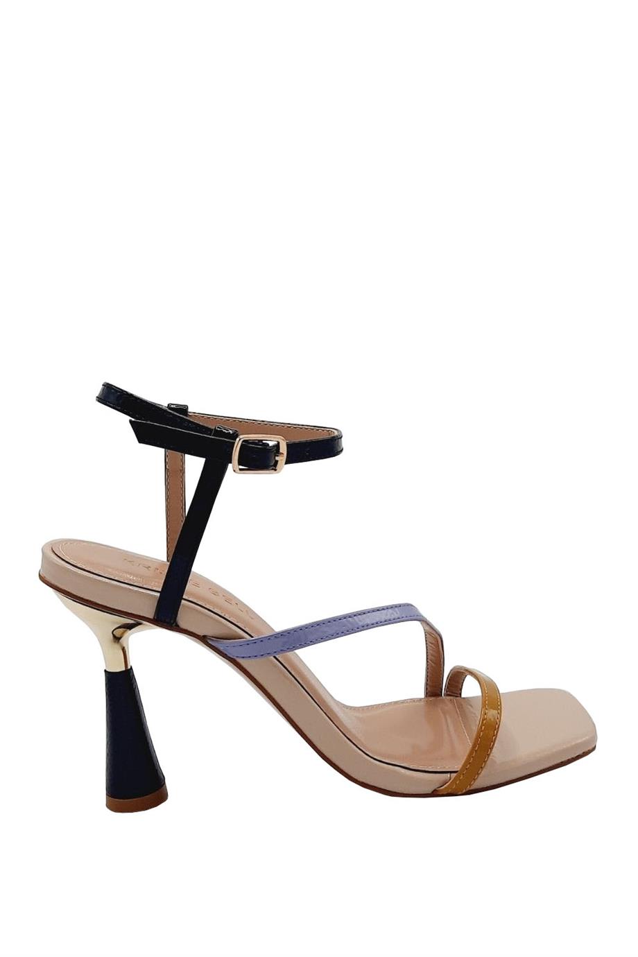 009 212430 Lila Deri