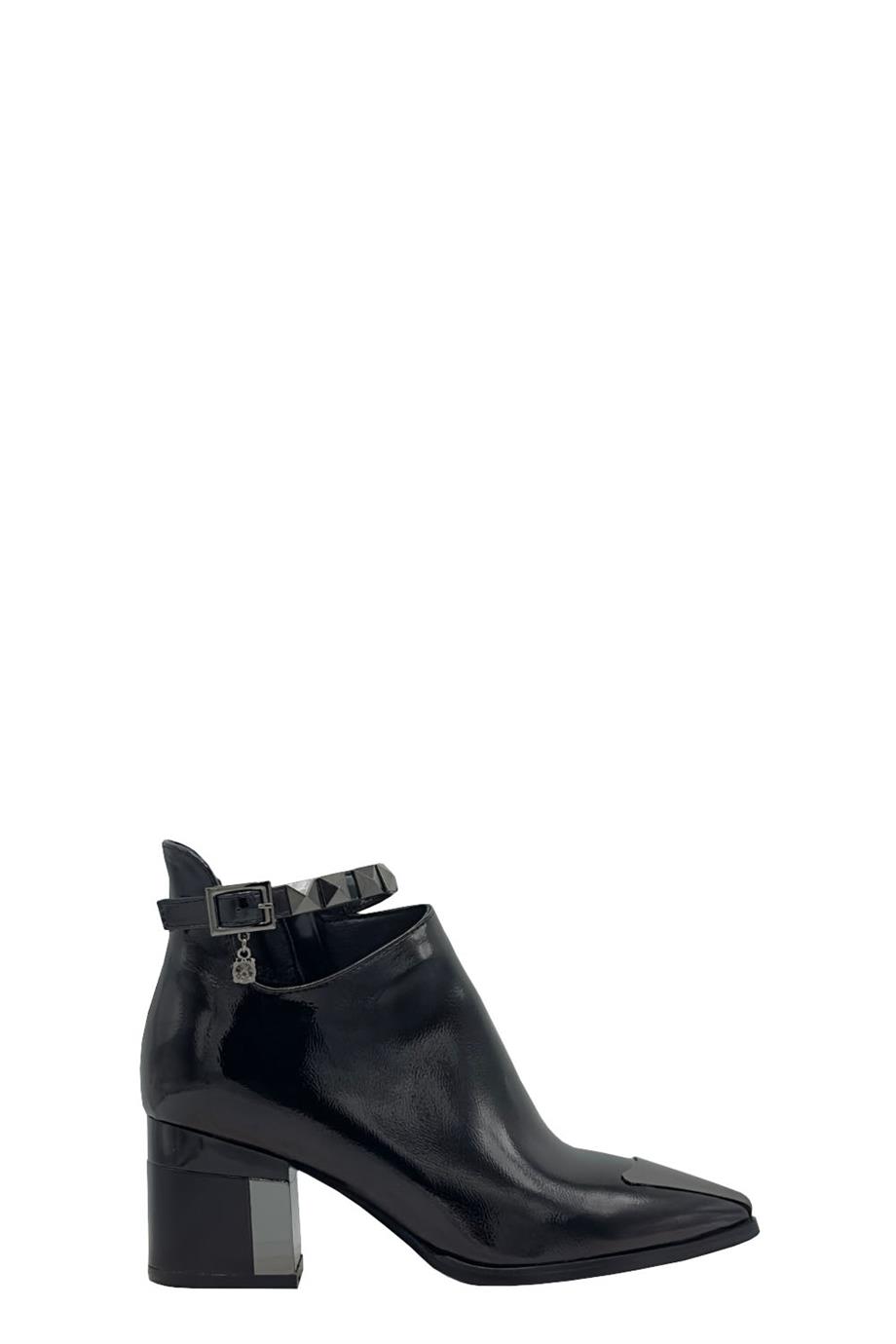 009 230050 Siyah Rugan