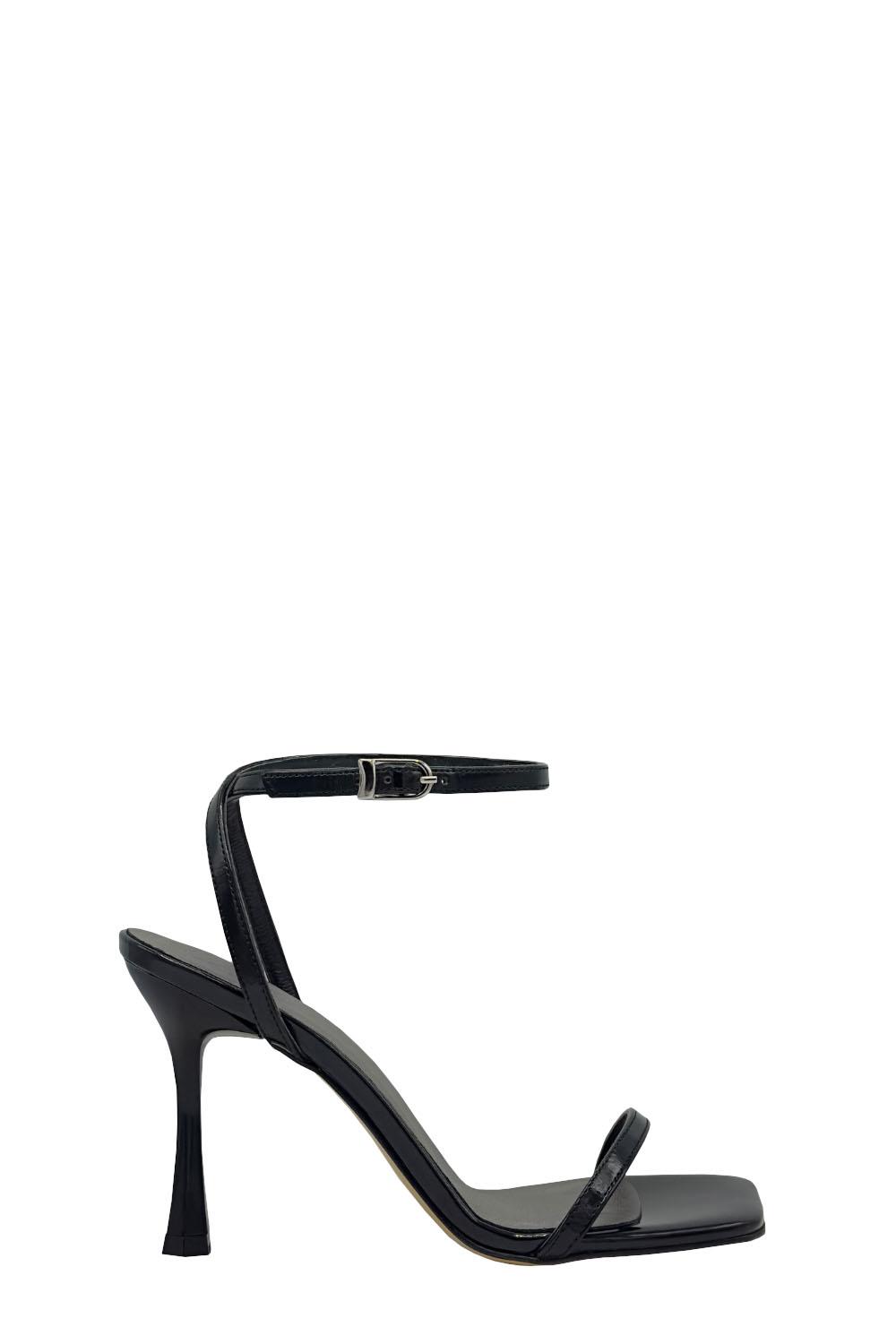 010 240090 Siyah Rugan