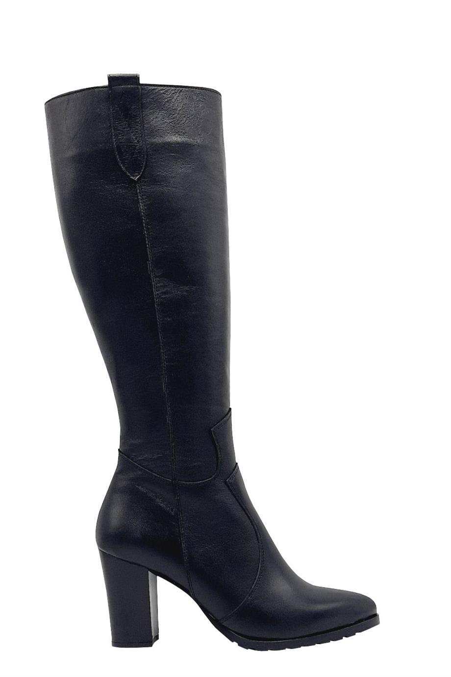 023 220270 Siyah Deri