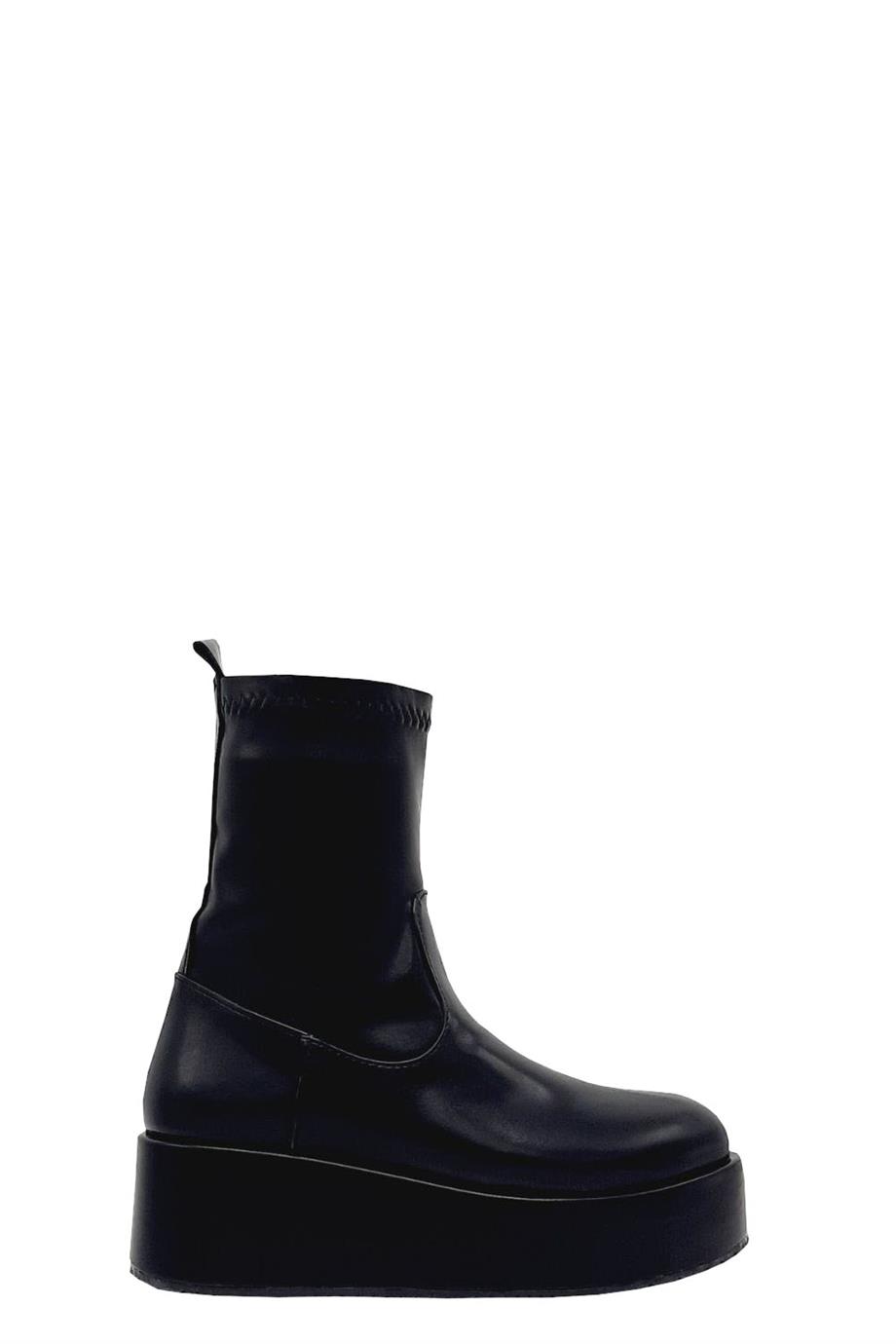 024 221502 Siyah Deri