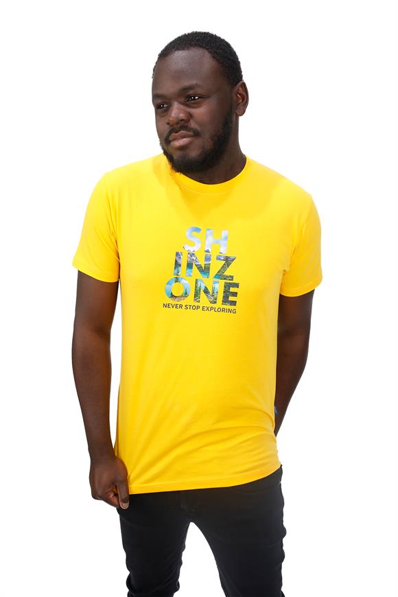 Erkek Bisiklet Yaka Standart Fit Göğüs Baskılı Sarı T-Shirt
