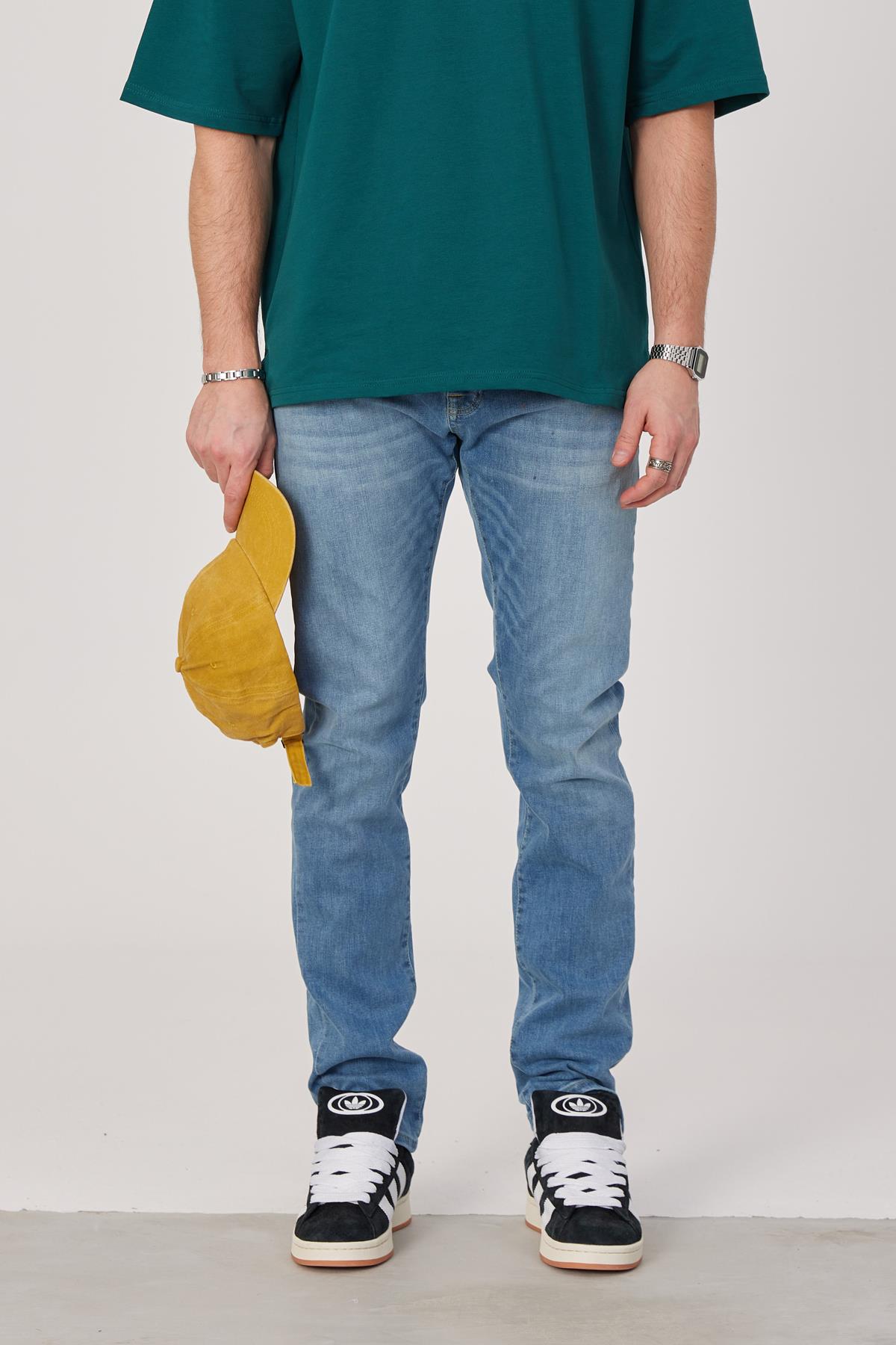 Mavi 15738 Slim Mavi Jean
