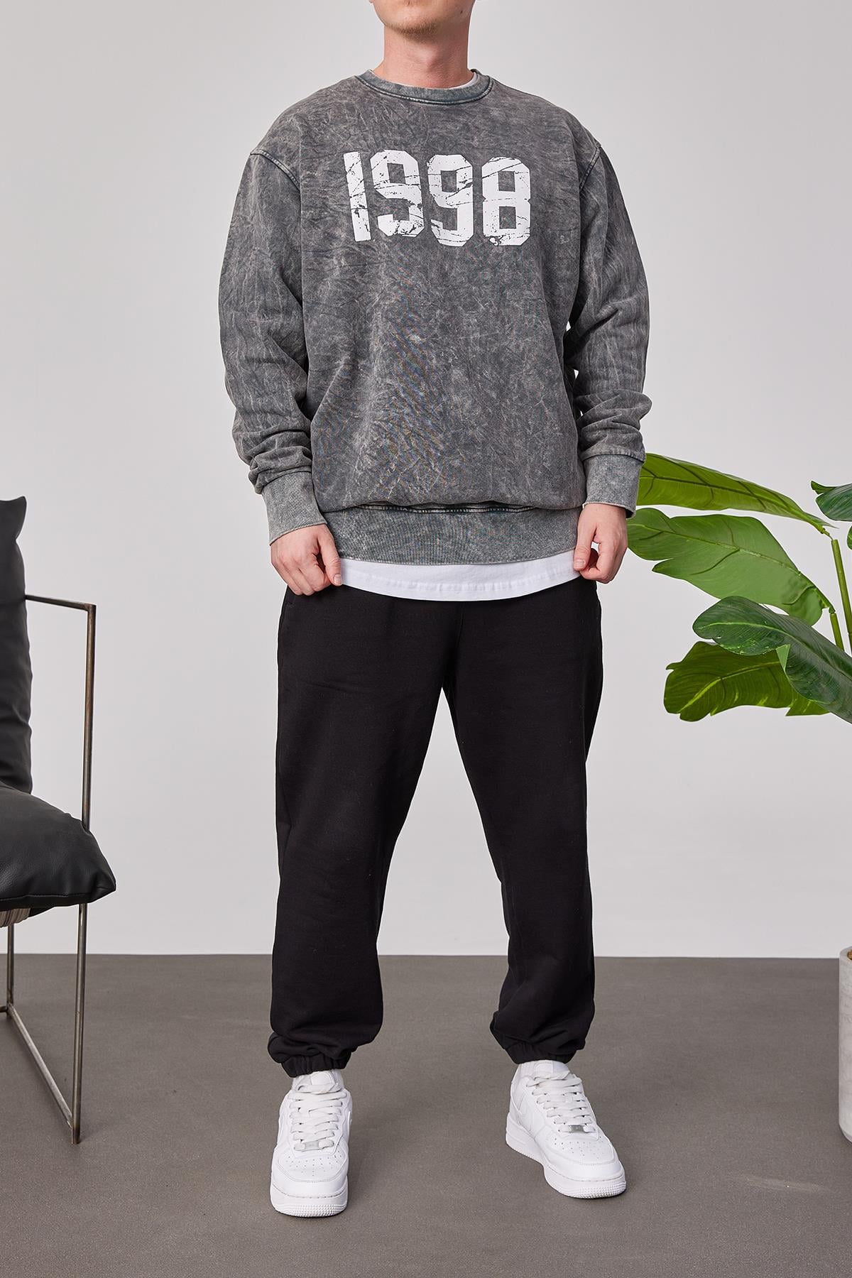 1998 Baskılı Füme Yıkamalı Sweatshirt