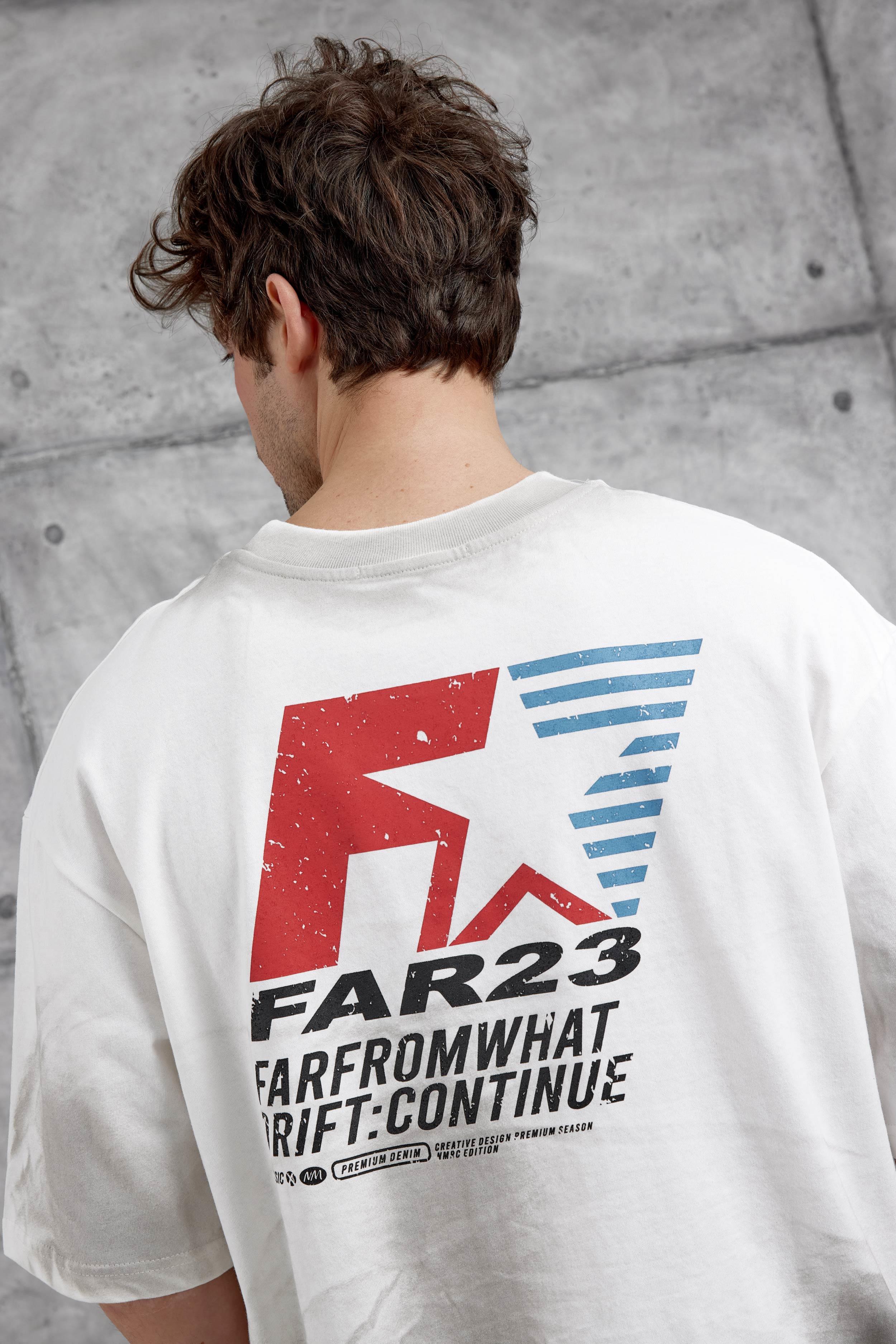 Beyaz Farfrom Yazılı Oversize Tshirt · 3