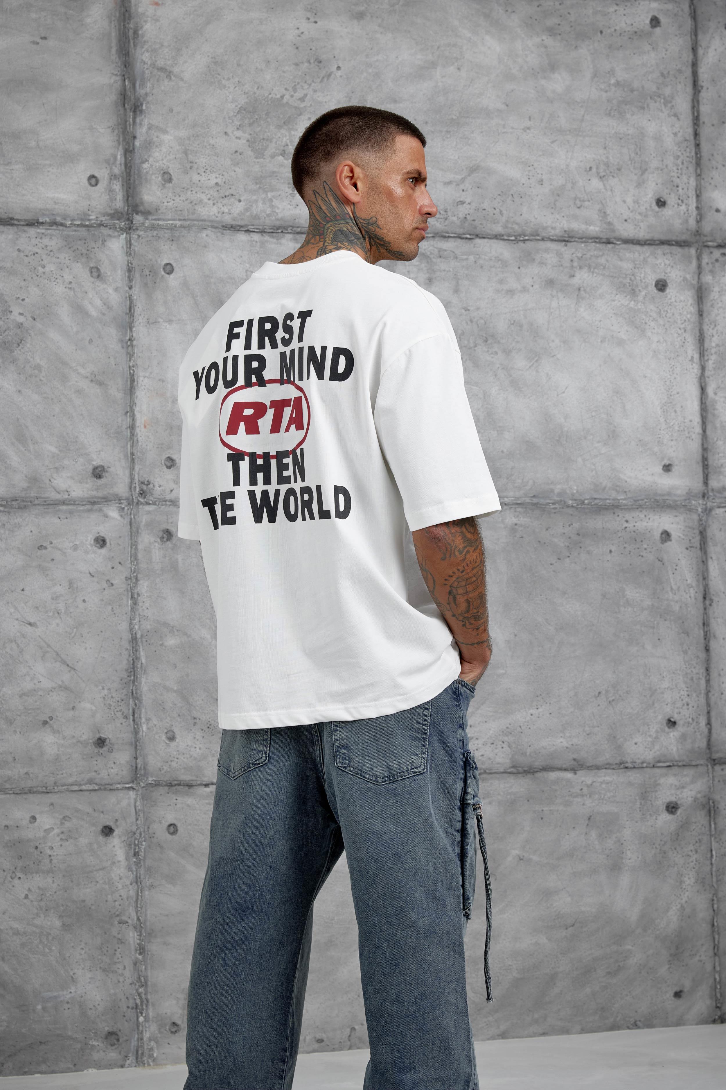 Beyaz First Your Mind Yazılı Oversize Tshirt · 3