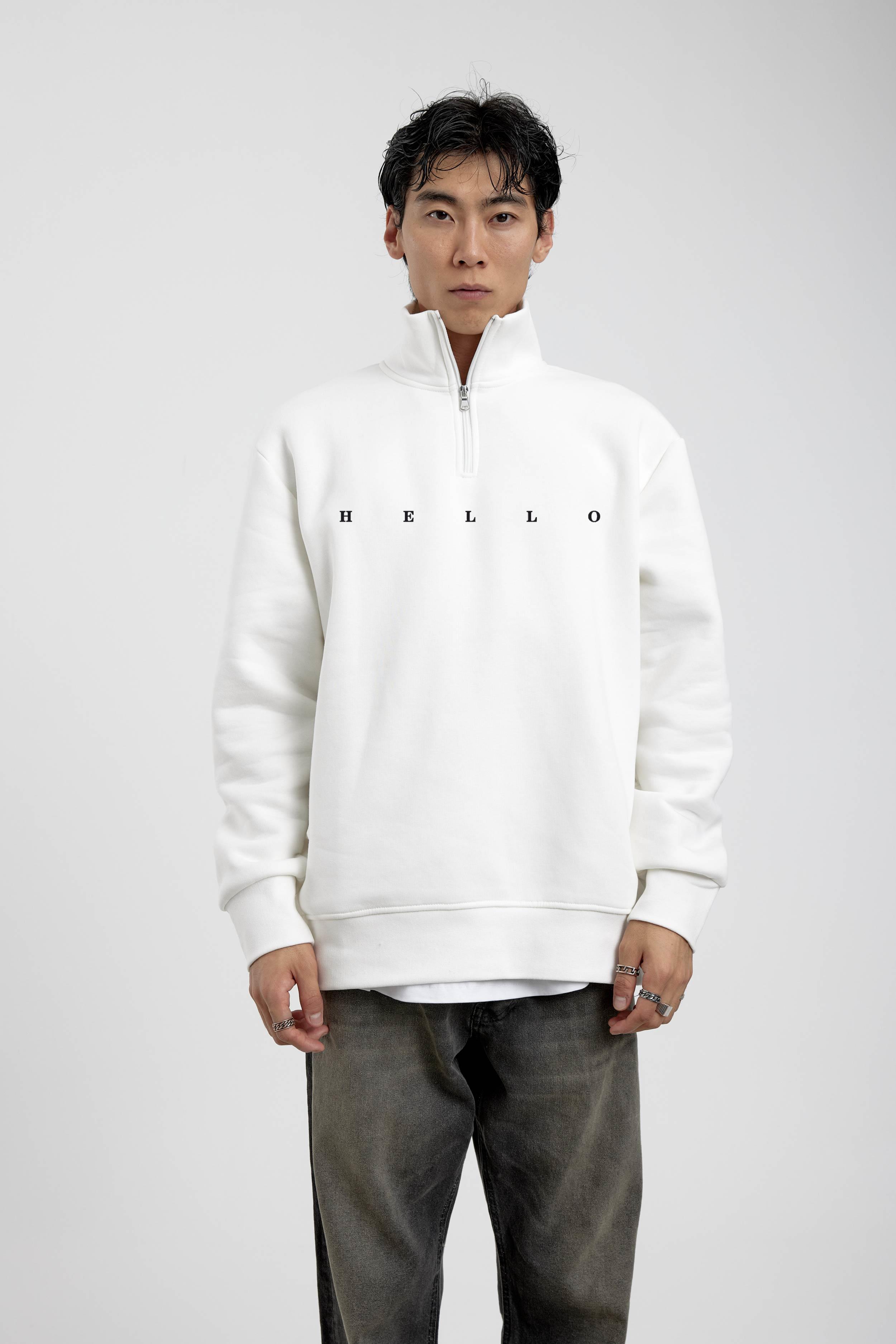 Beyaz Hello Yazılı Yarım Fermuarlı Sweatshirt · 3