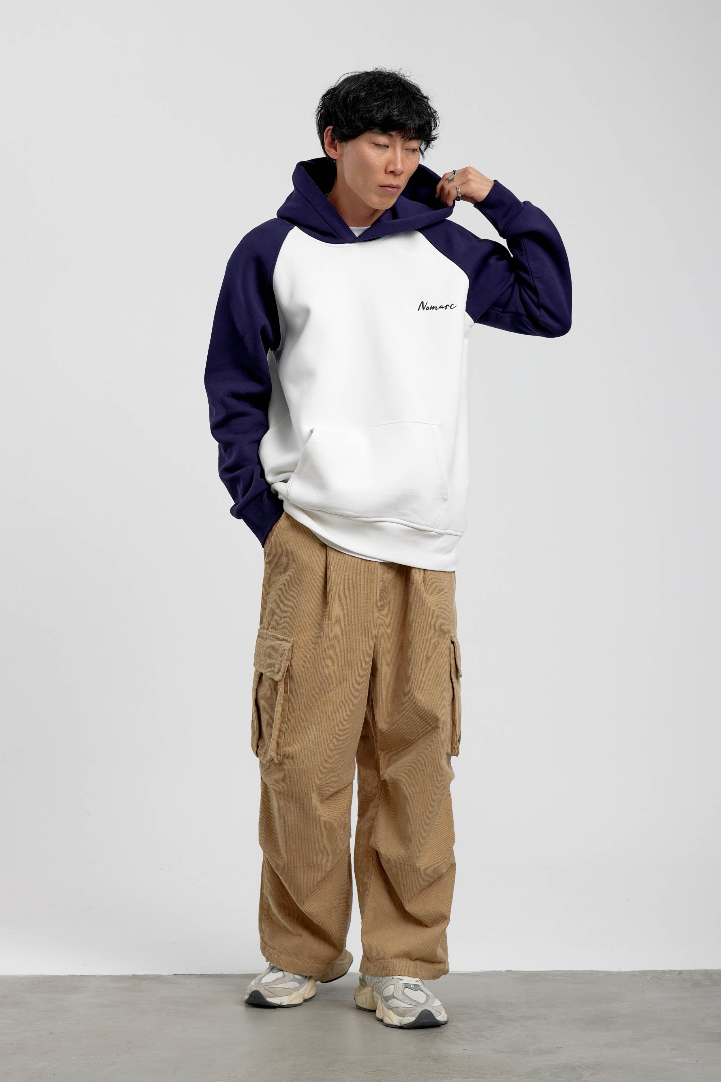 Beyaz Lacivert Kollu Kapüşonlu Sweatshirt