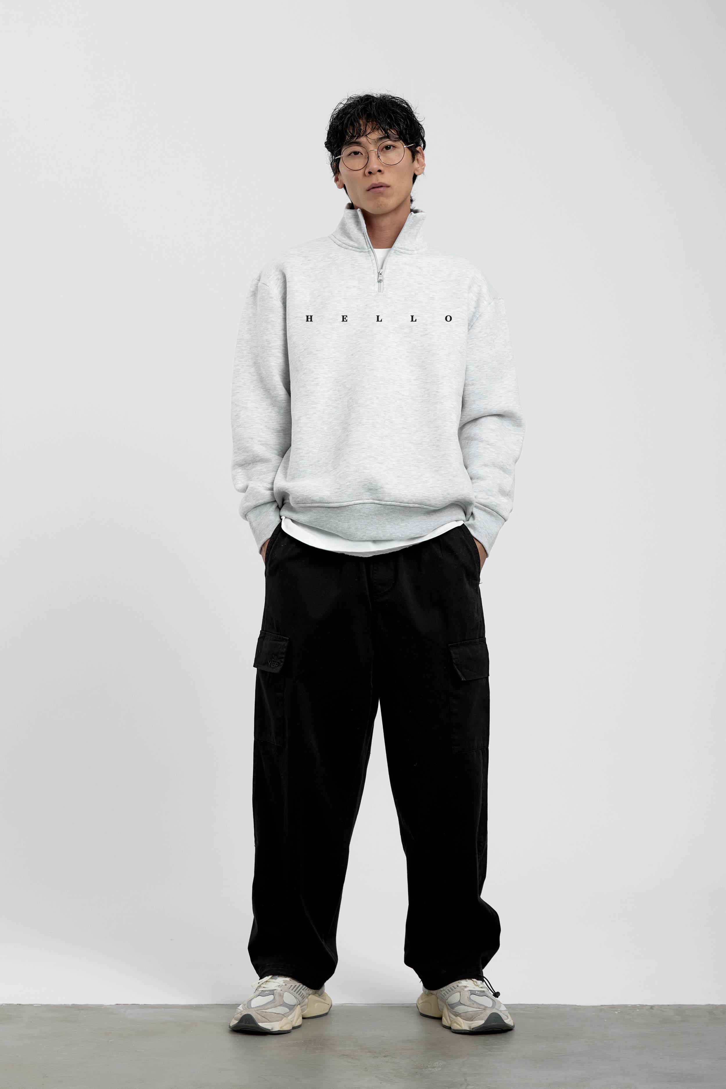 Gri Hello Yazılı Yarım Fermuarlı Sweatshirt