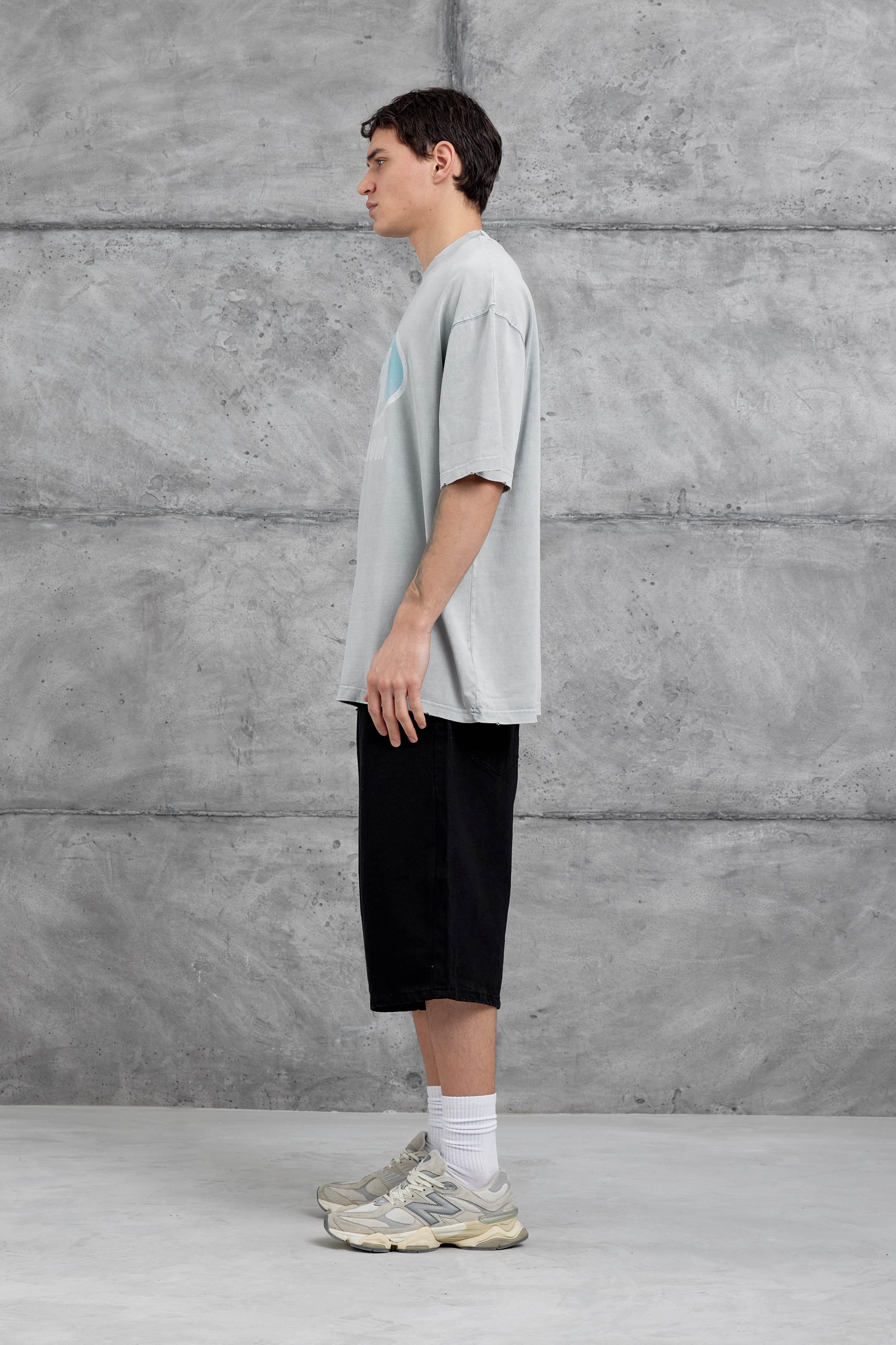Gri Raw Yazılı Yıkamalı Oversize Tshirt · 5