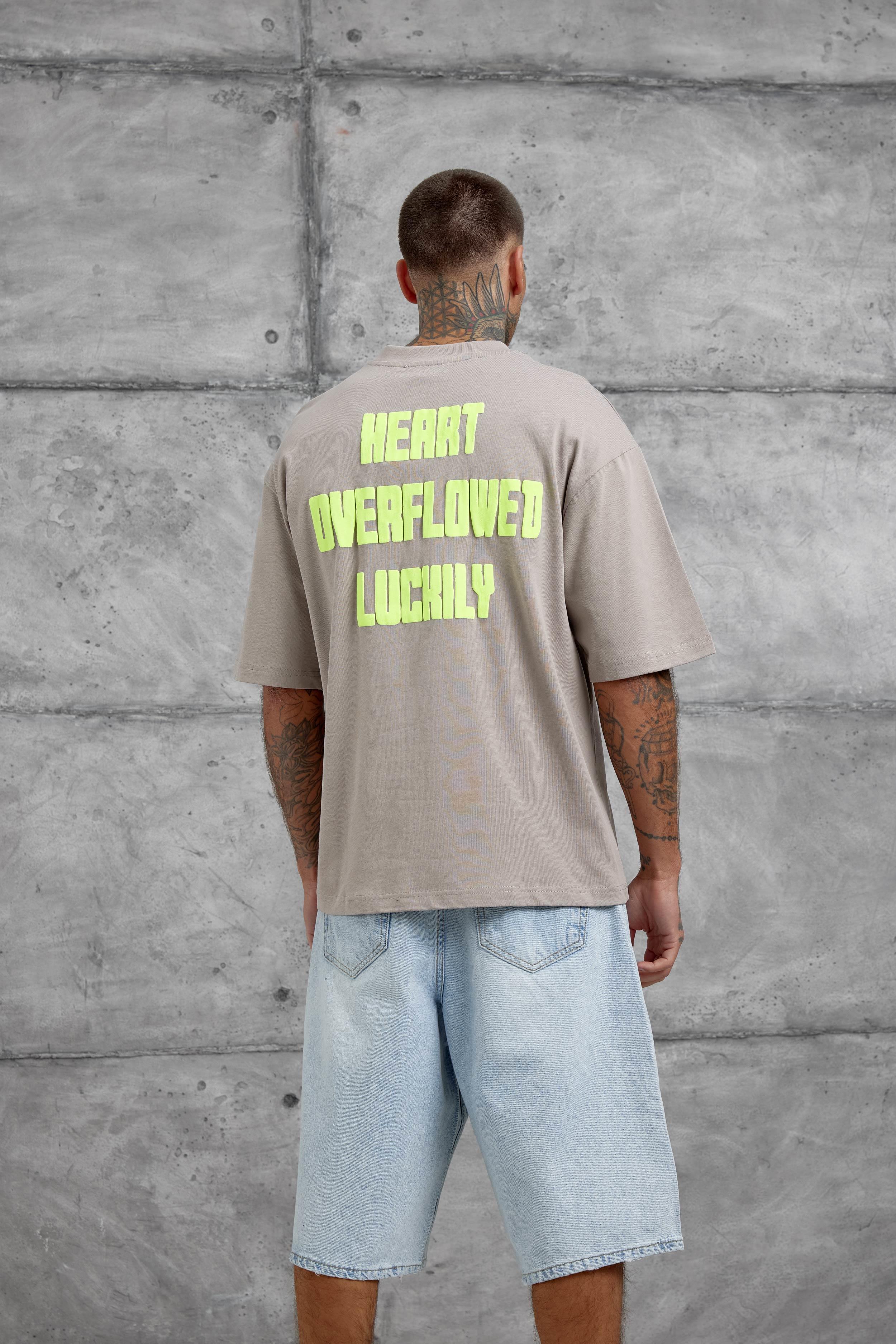 Kahverengi Kalp Küpür Baskılı Oversize Tshirt · 4