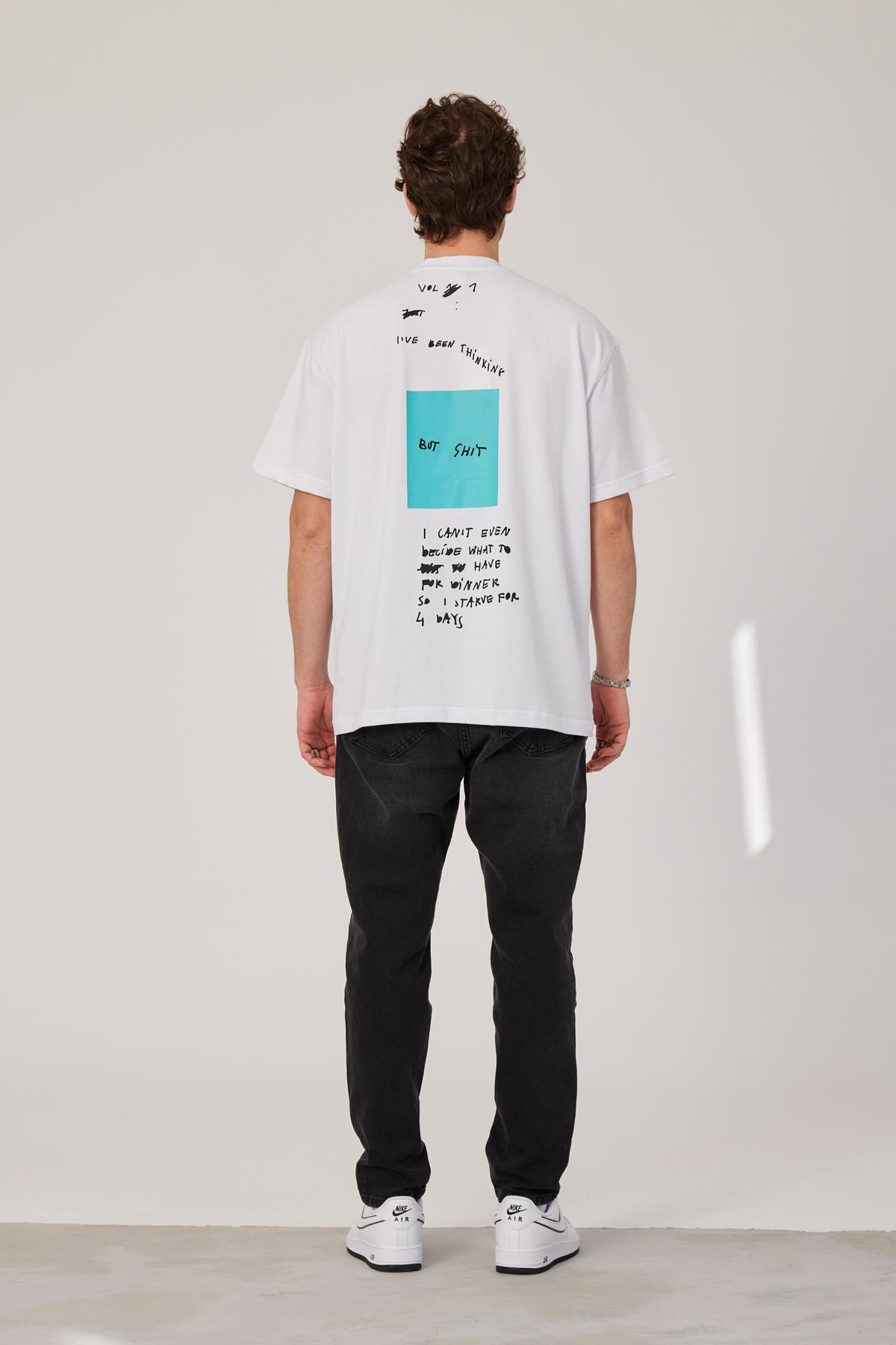 Karışık Yazılı Beyaz Tshirt