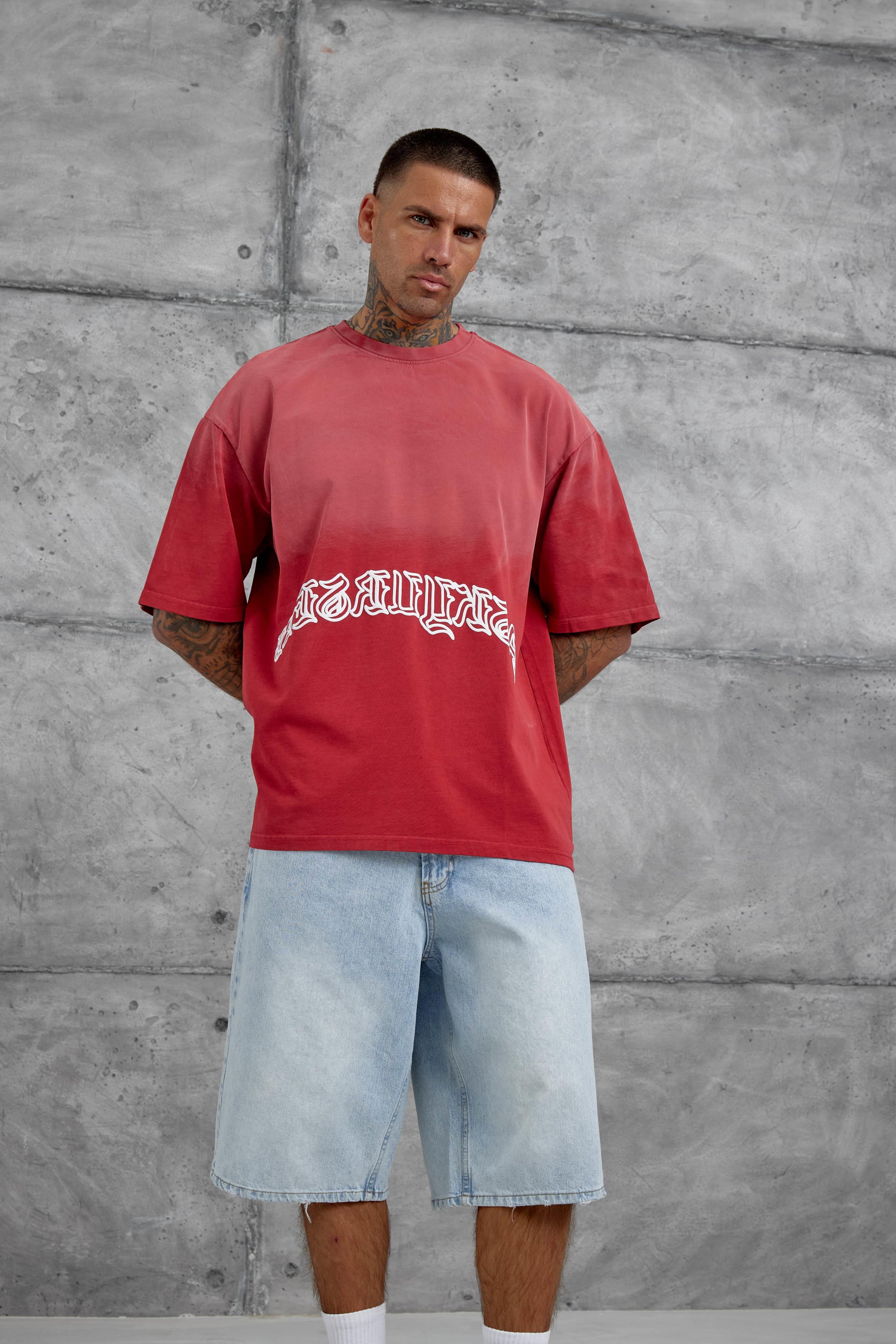 Kırmızı İşaretli Yazı Baskılı Yıkamalı Oversize Tshirt