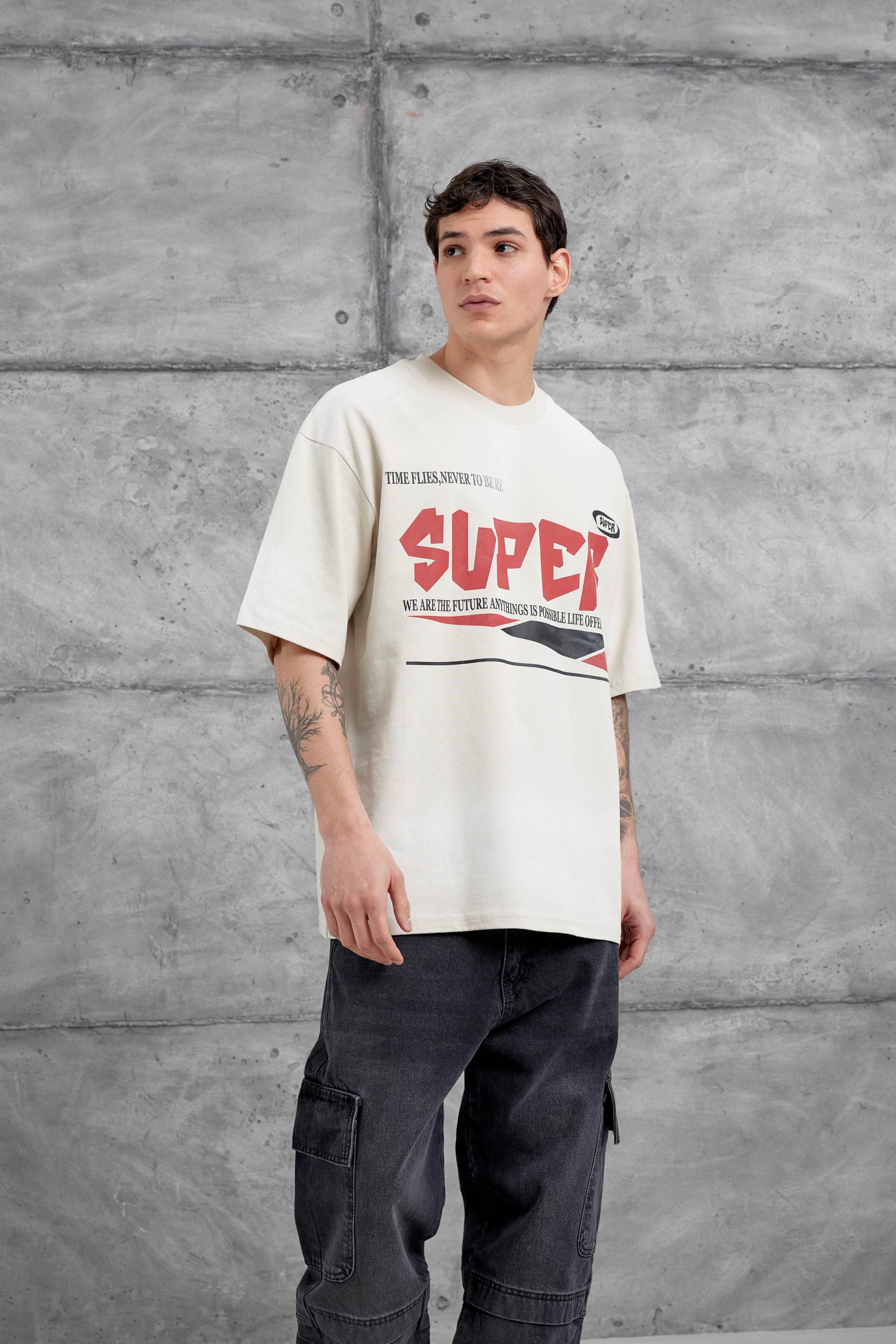 Krem Super Yazılı Oversize Tshirt · 4