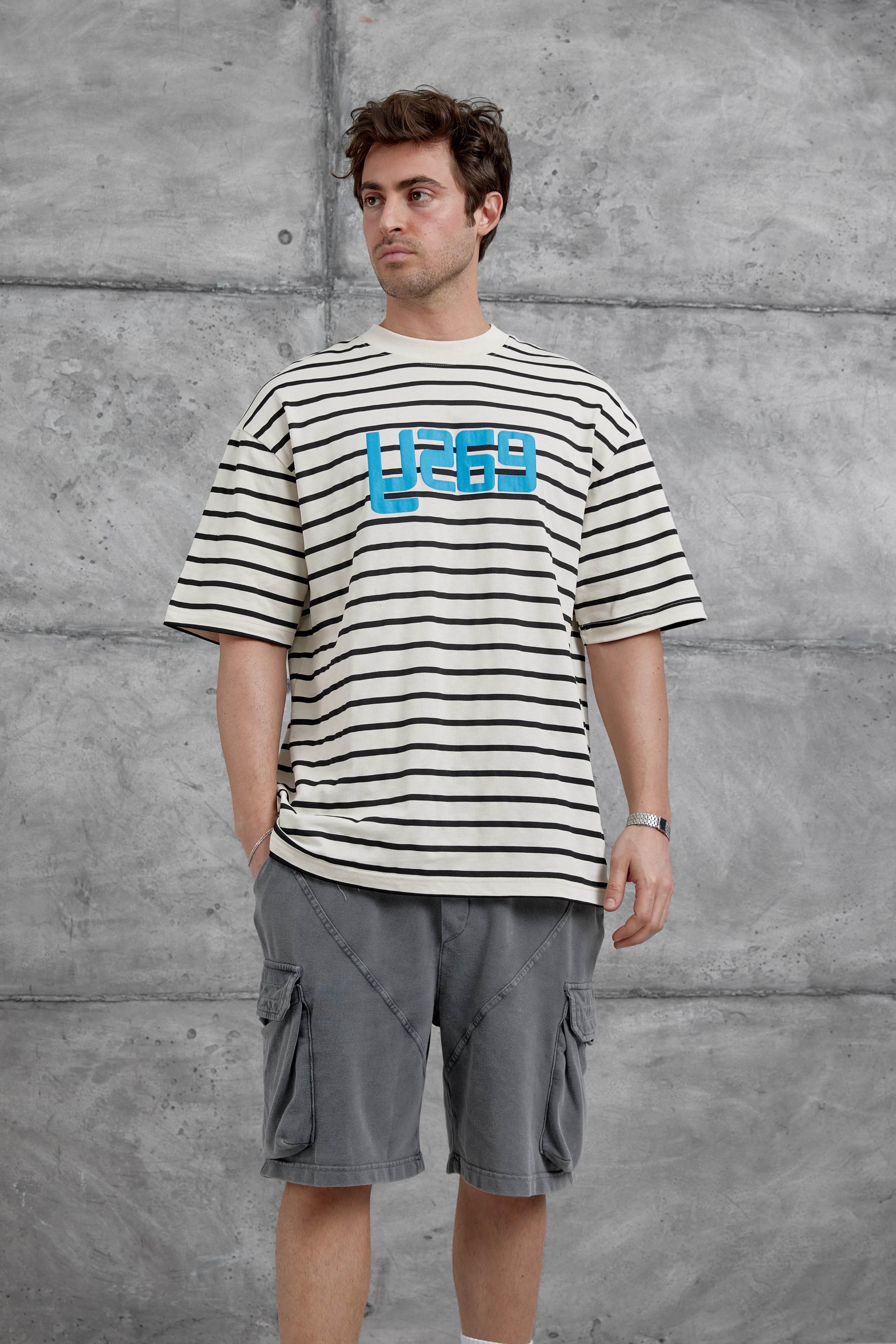 Krem Y269 Baskılı ve Çizgili Oversize Tshirt · 4