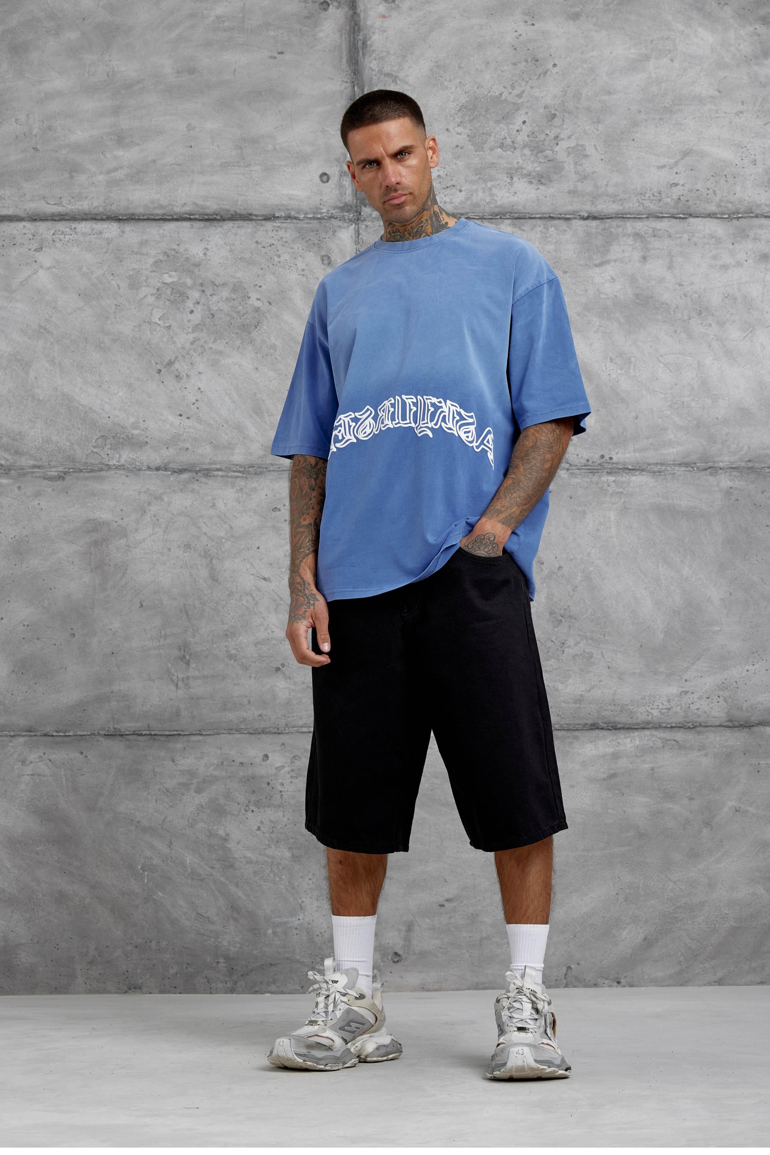 Mavi İşaretli Yazı Baskılı Yıkamalı Oversize Tshirt · 2