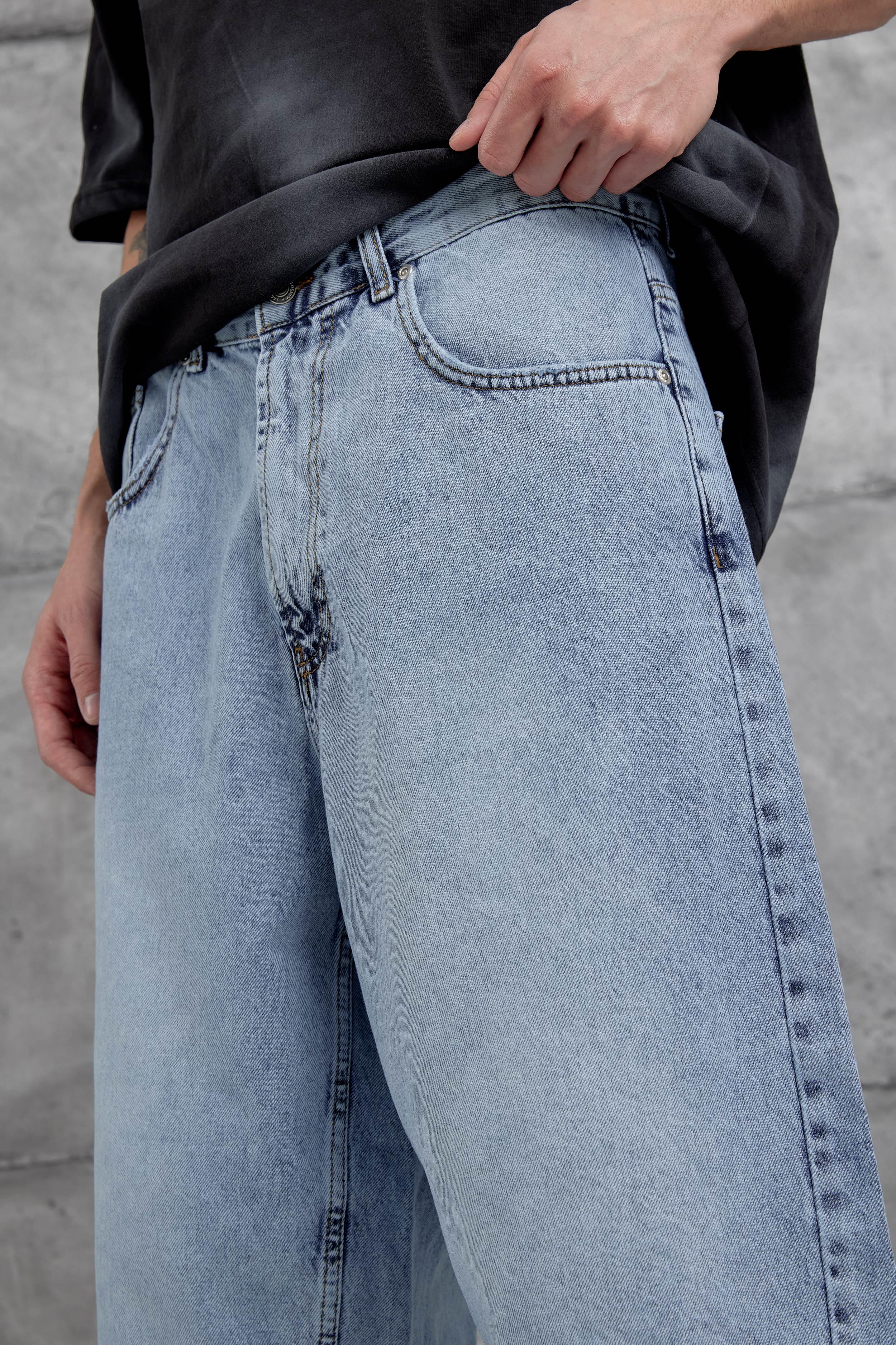 Mavi VMS Oversize Kapri Kot Şort · 2