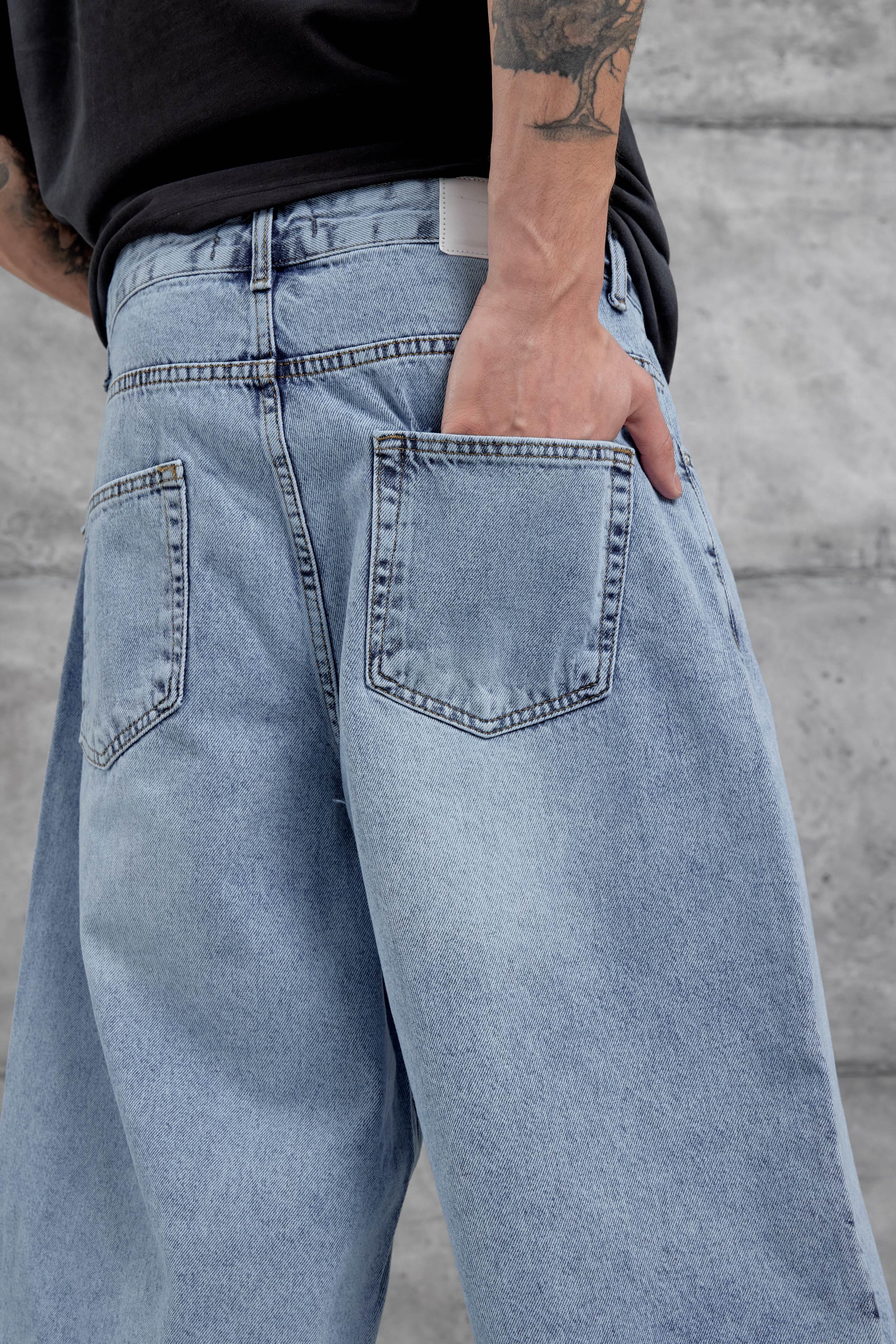 Mavi VMS Oversize Kapri Kot Şort · 5