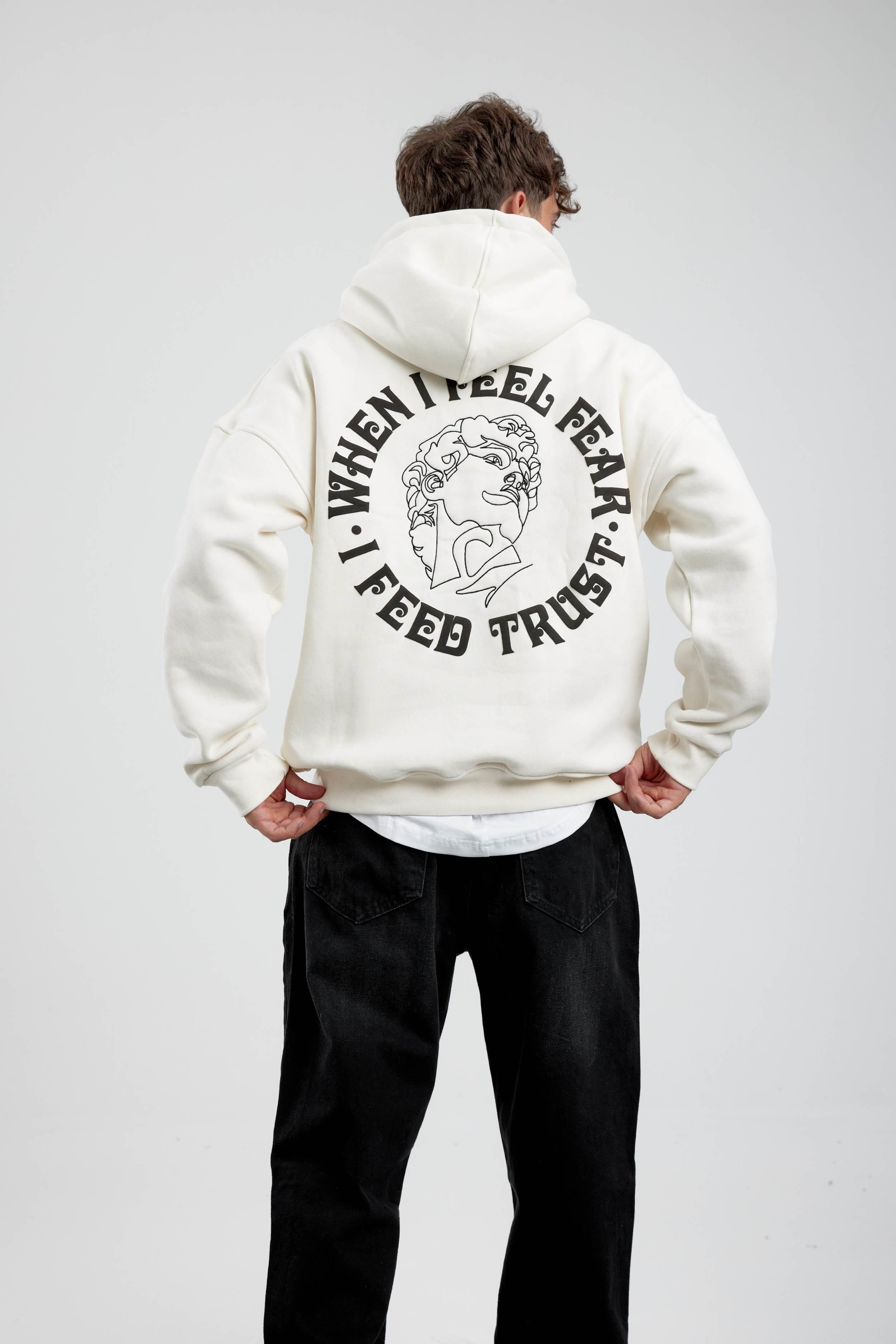 Beyaz Nakışlı Heykel Baskılı Beyaz Kapüşonlu Sweatshirt · 2