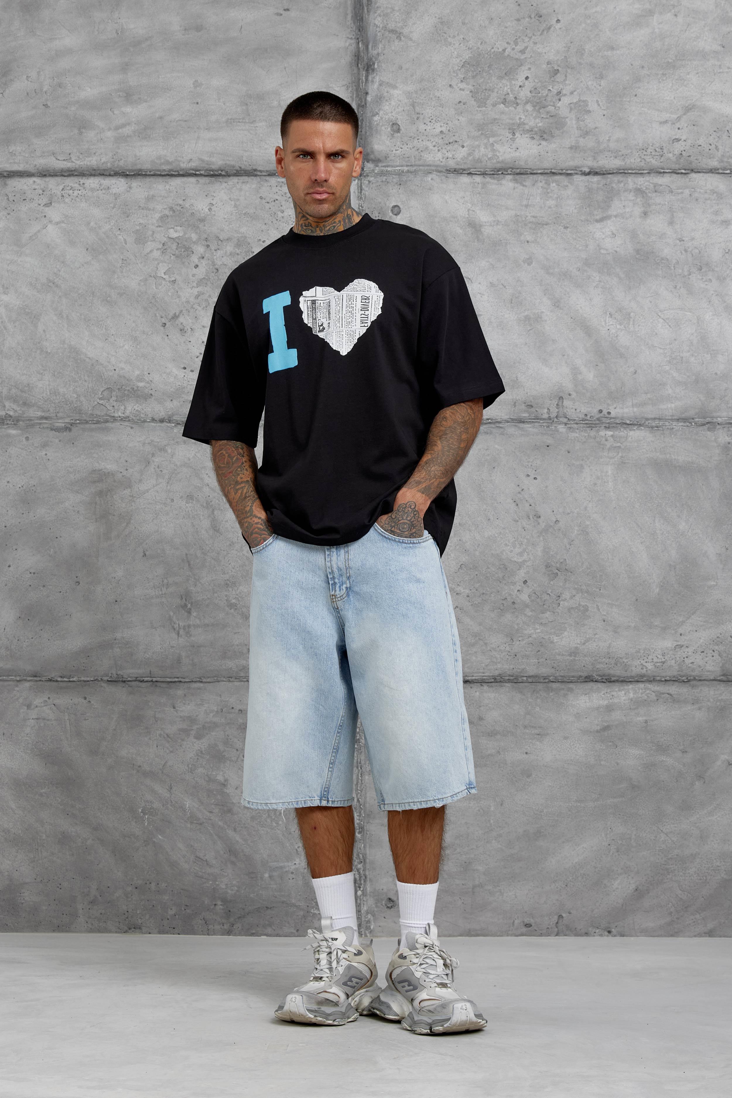 Siyah Kalp Küpür Baskılı Oversize Tshirt · 2