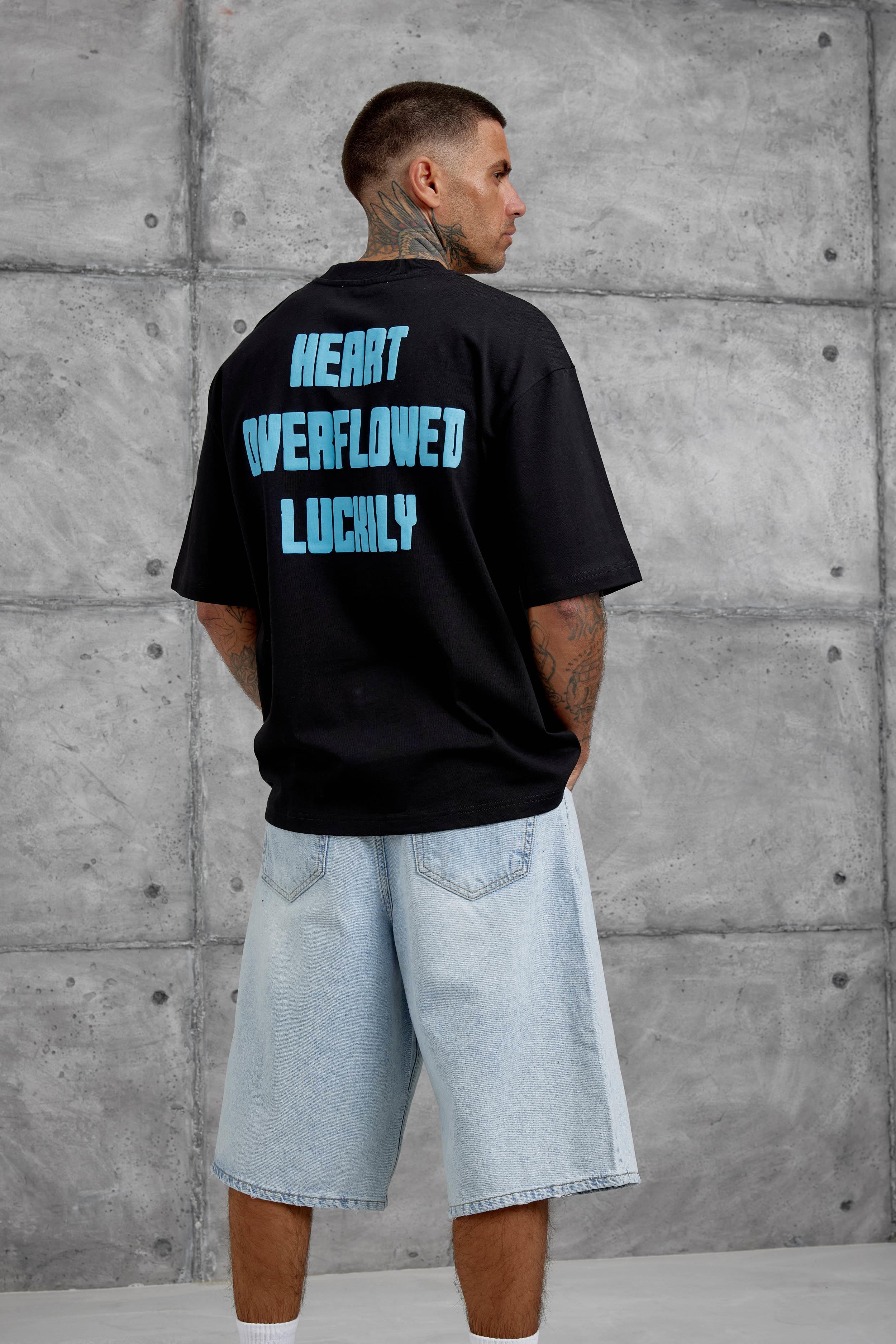 Siyah Kalp Küpür Baskılı Oversize Tshirt · 3