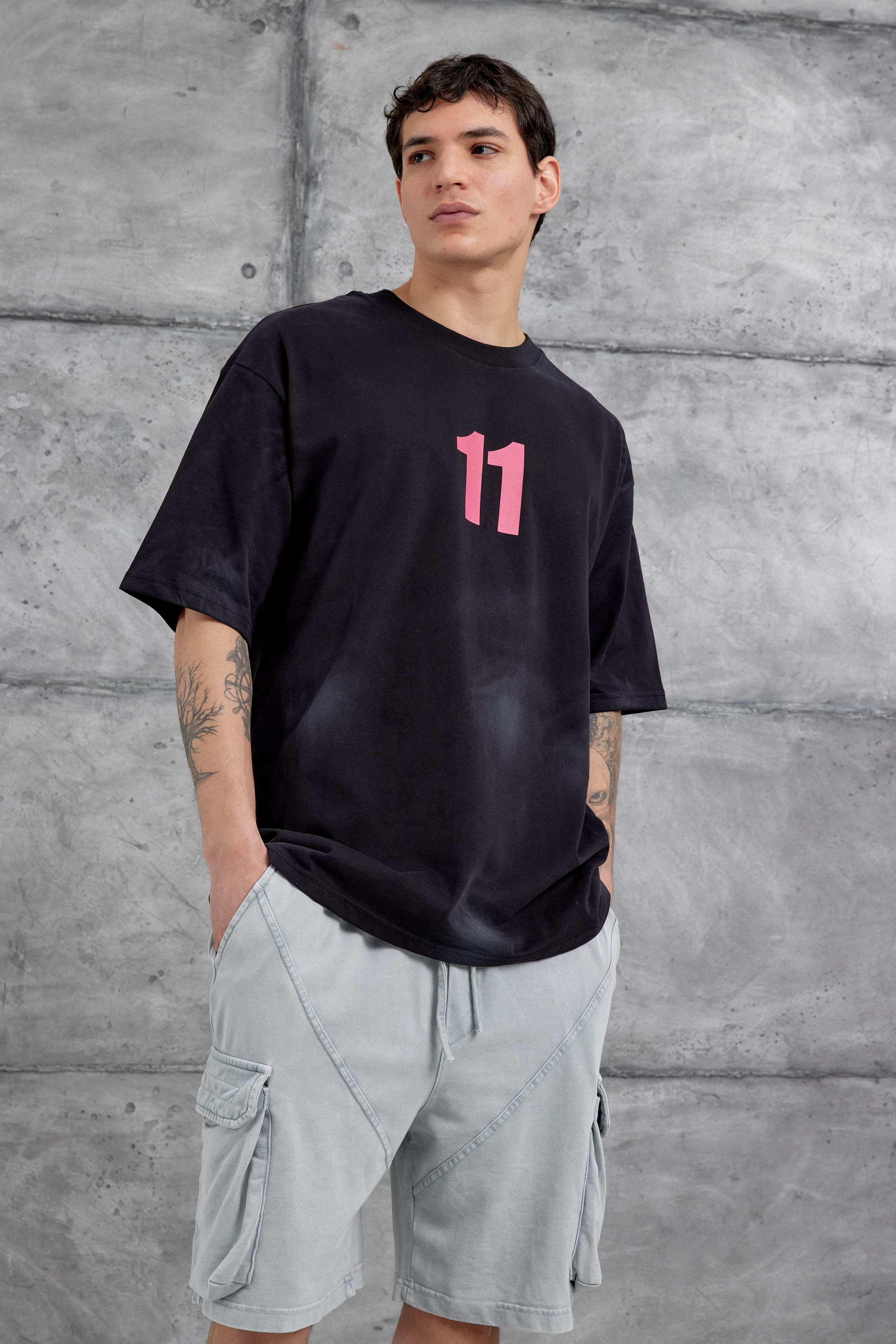 Siyah M11 Yazılı Oversize Tshirt · 4