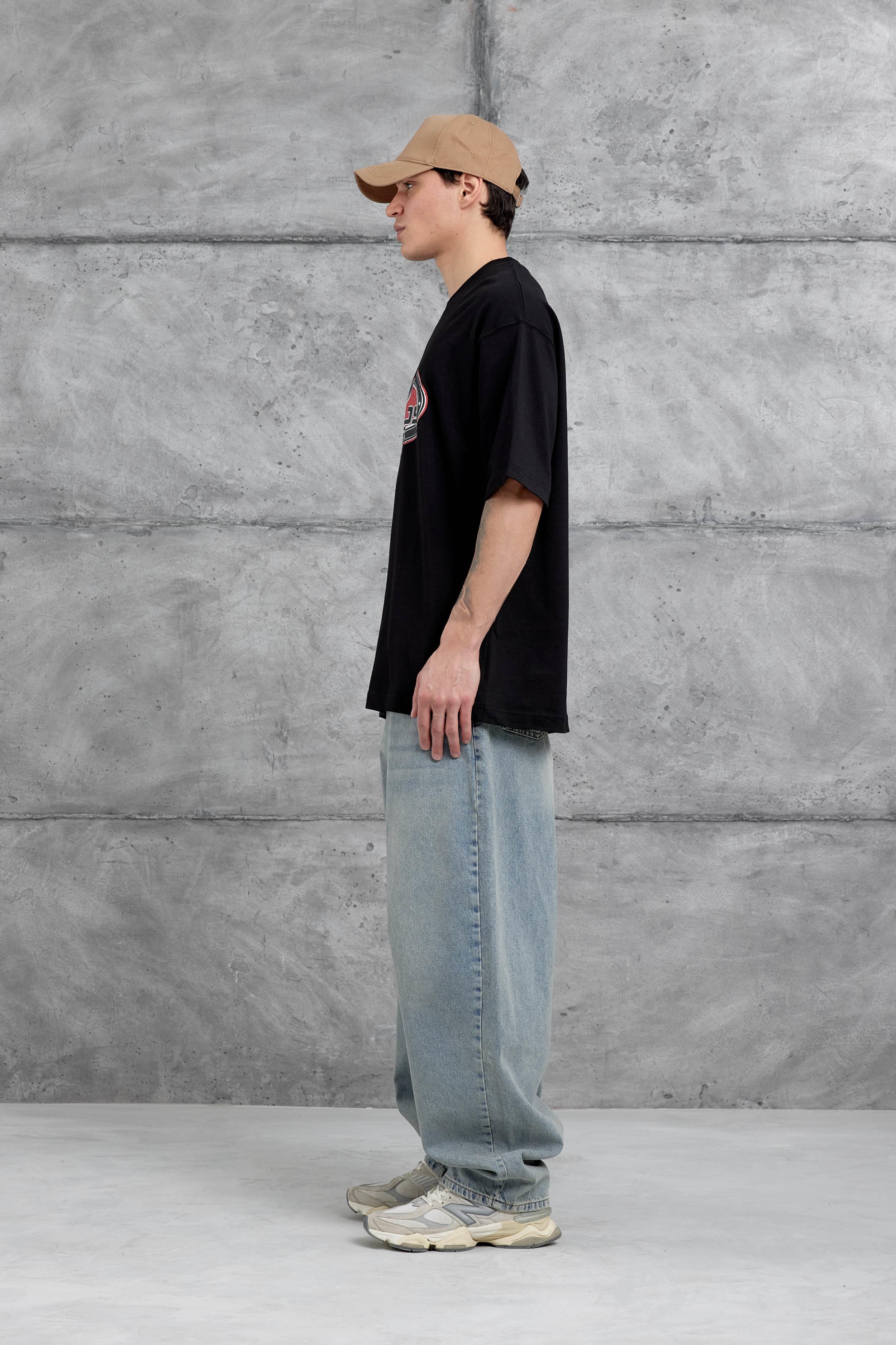 Siyah M99 Studio Yazılı Oversize Tshirt · 5