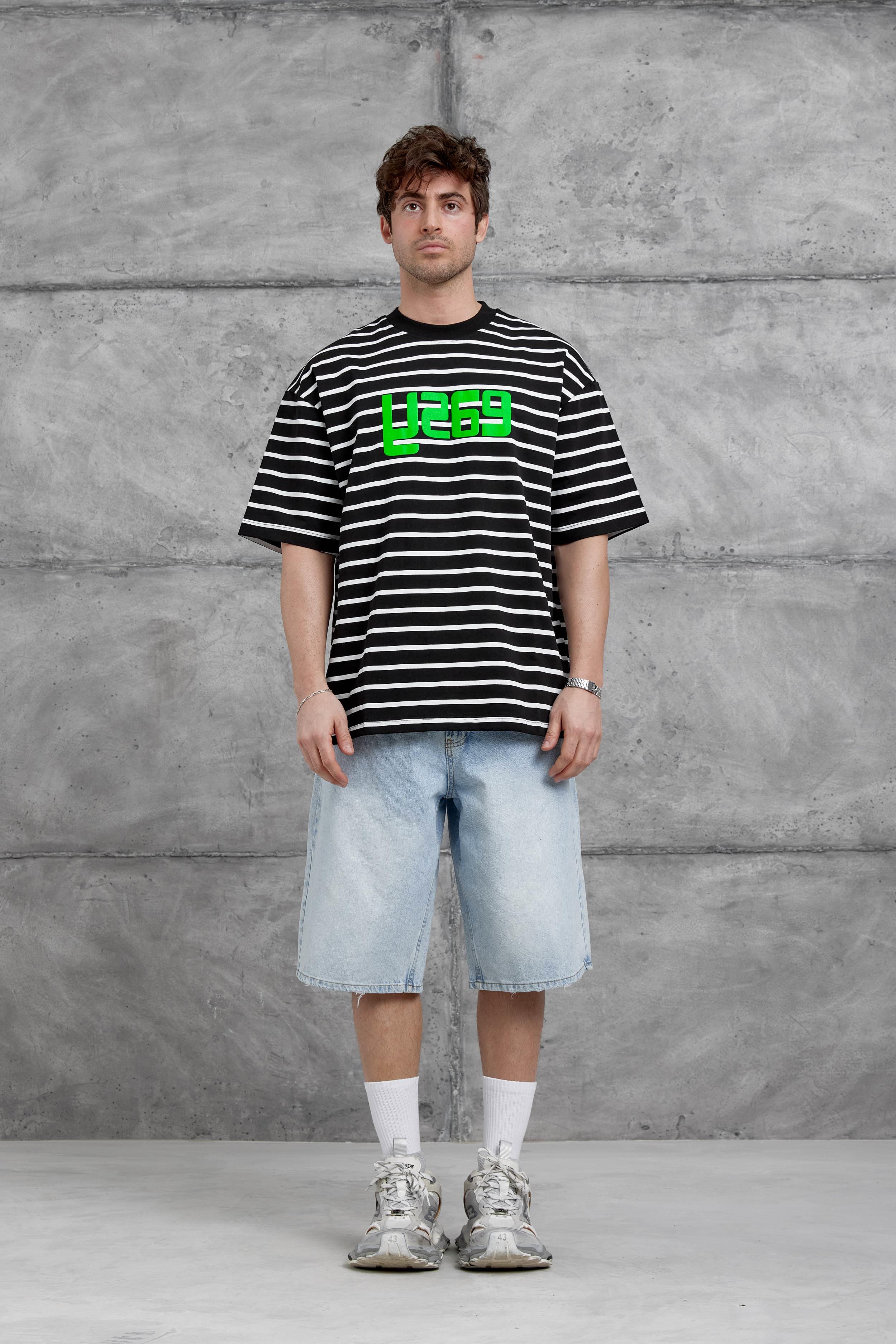 Siyah Y269 Baskılı ve Çizgili Oversize Tshirt · 5