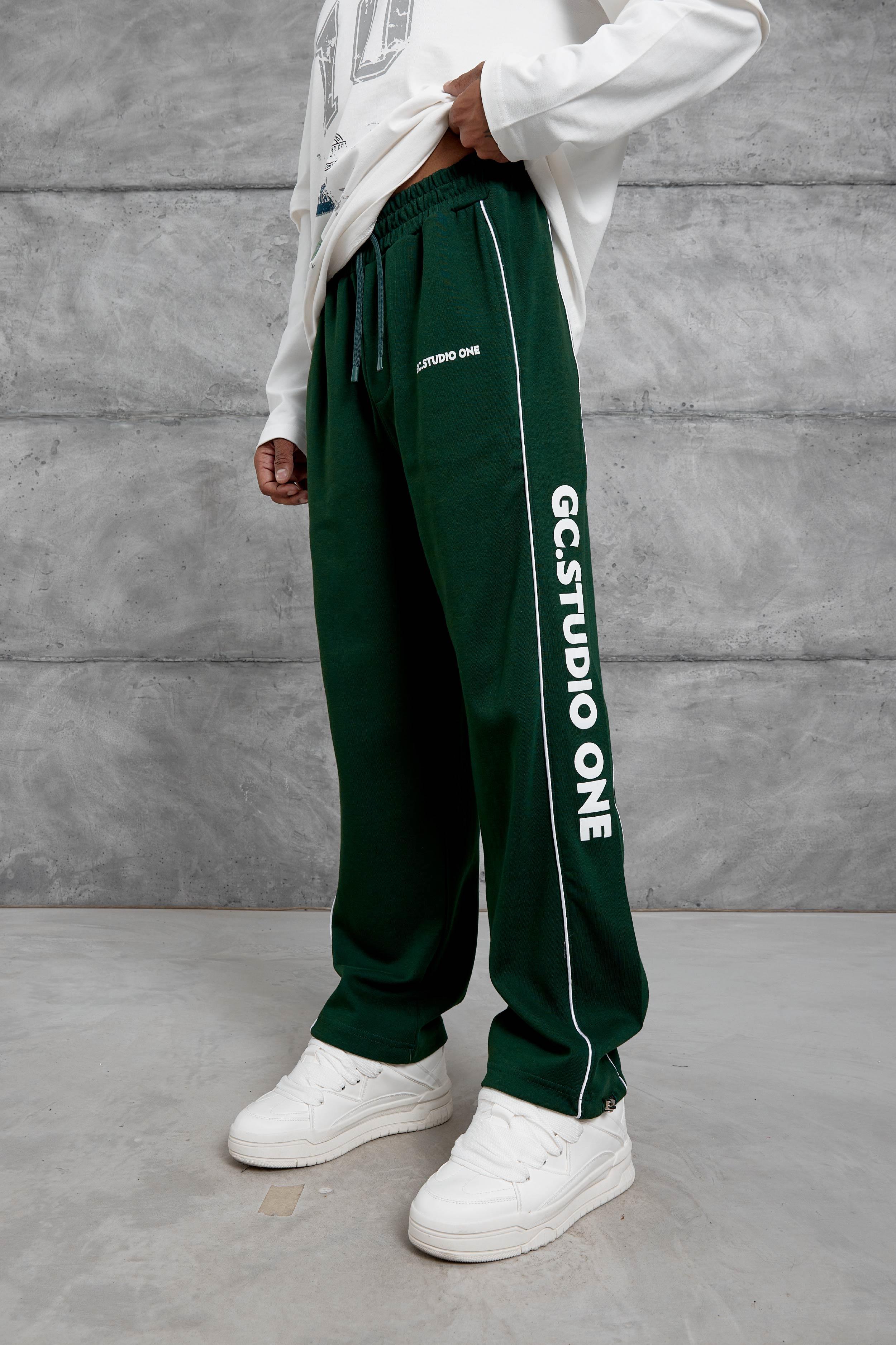 yesil-gc-studio-yazili-baggy-