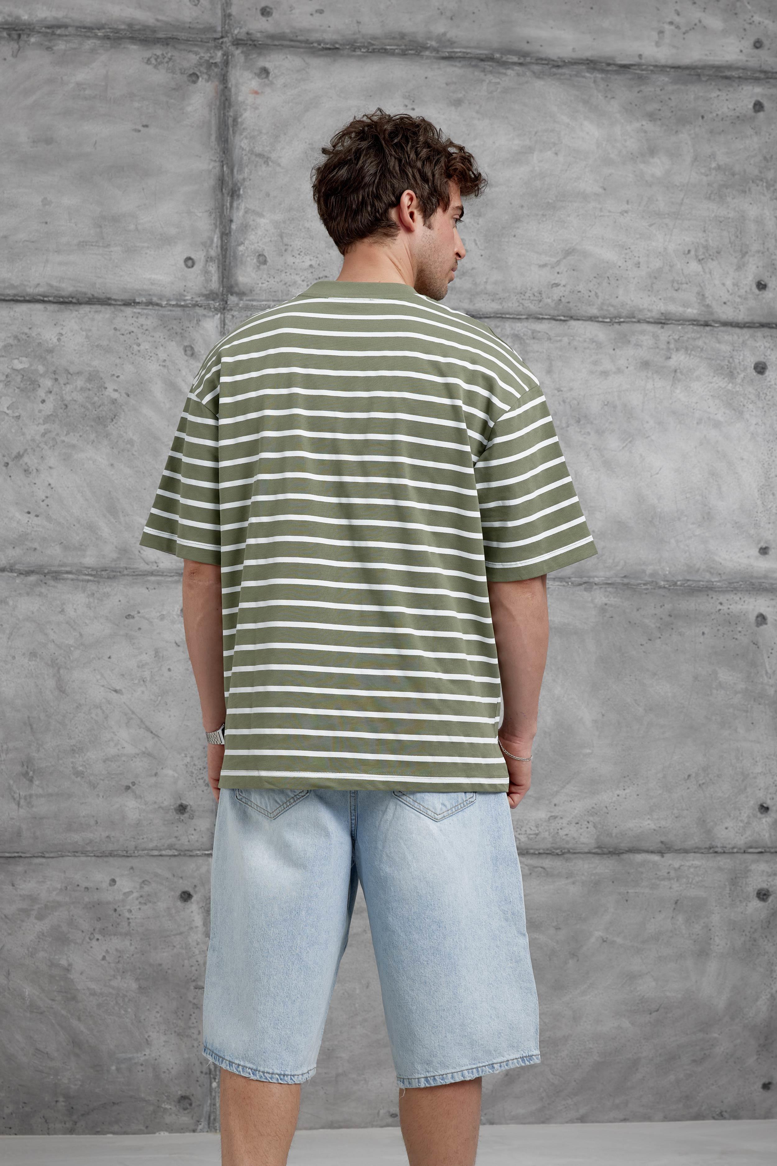 Yeşil Y269 Baskılı ve Çizgili Oversize Tshirt · 3