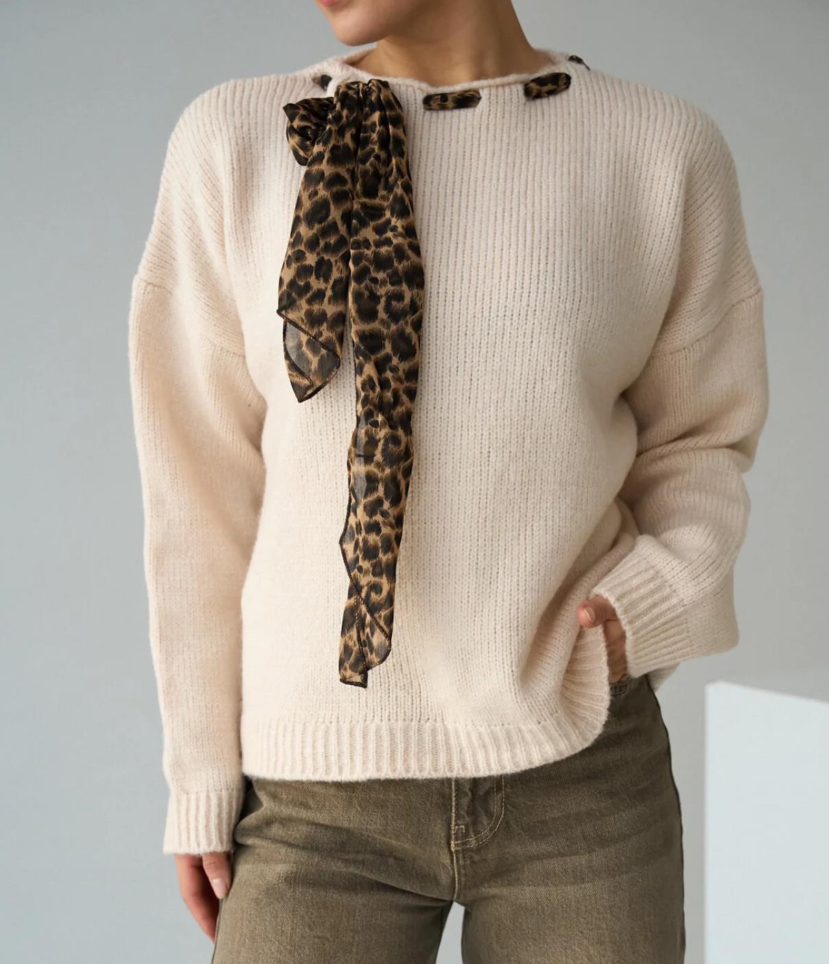 LEOPAR FULARLI KAZAK