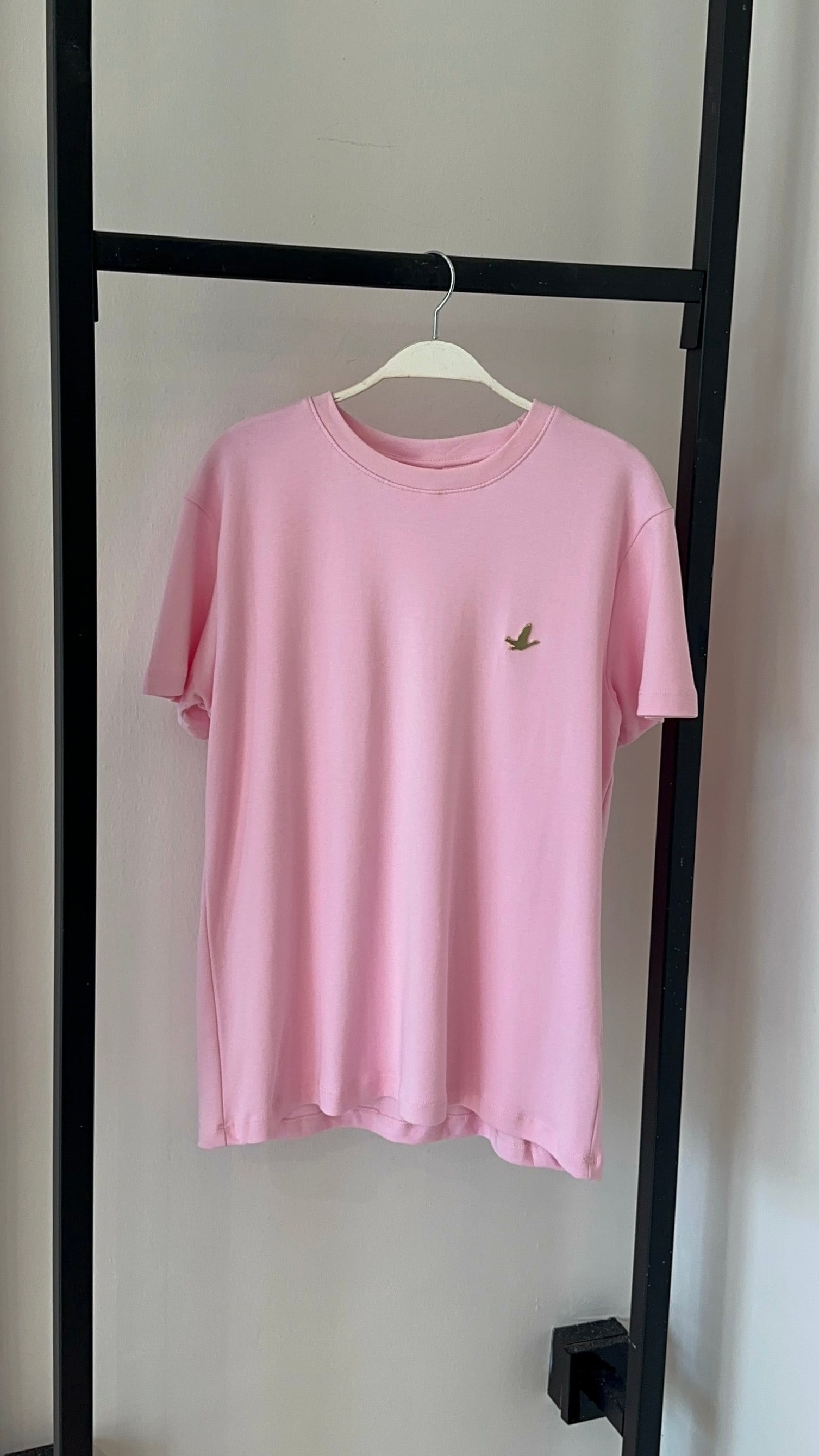 PEMBE TİŞÖRT
