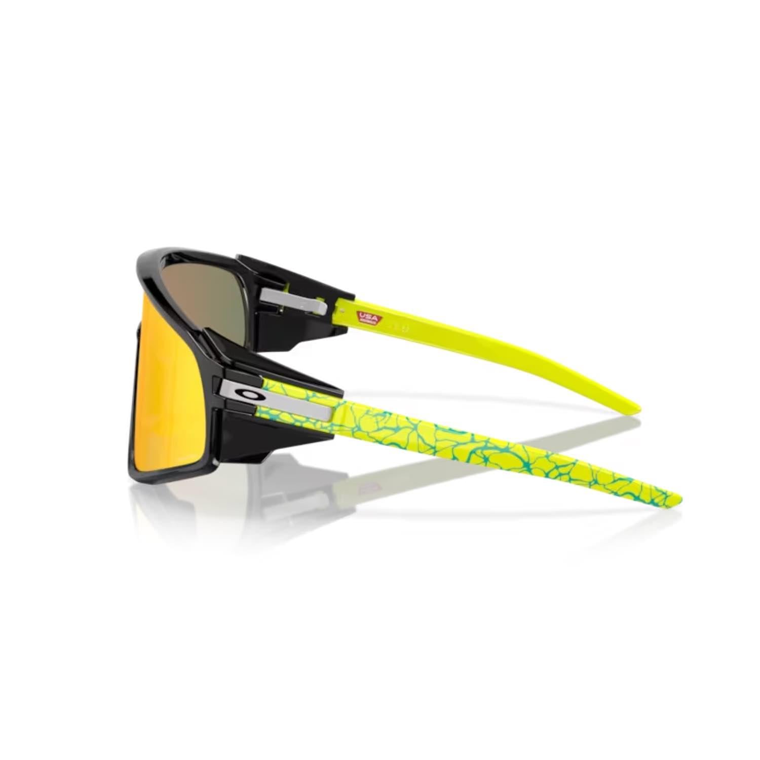 Oakley 0OO9404 940410 35 Latch Panel Prizm Geometrik Siyah Kemik Güneş Gözlüğü