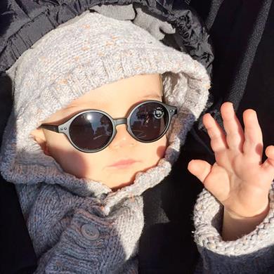 İzipizi Kids #d Black 9-36 Ay Çocuk 37 Ekartman Polarize Siyah Güneş Gözlüğü